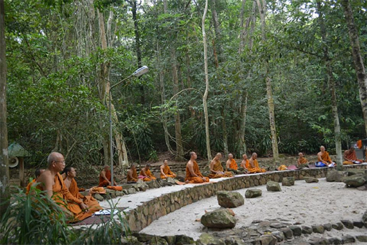 รำลึกเส้นทางธรรมมะ !!  ๑๒ พฤษภาคม วันก่อตั้ง "สวนโมกขพลาราม" ป่าแห่งความหลุดพ้น  โดยท่านพุทธทาสภิกขุ พร้อมเปิดมหรสพทางวิญญาณ !!!