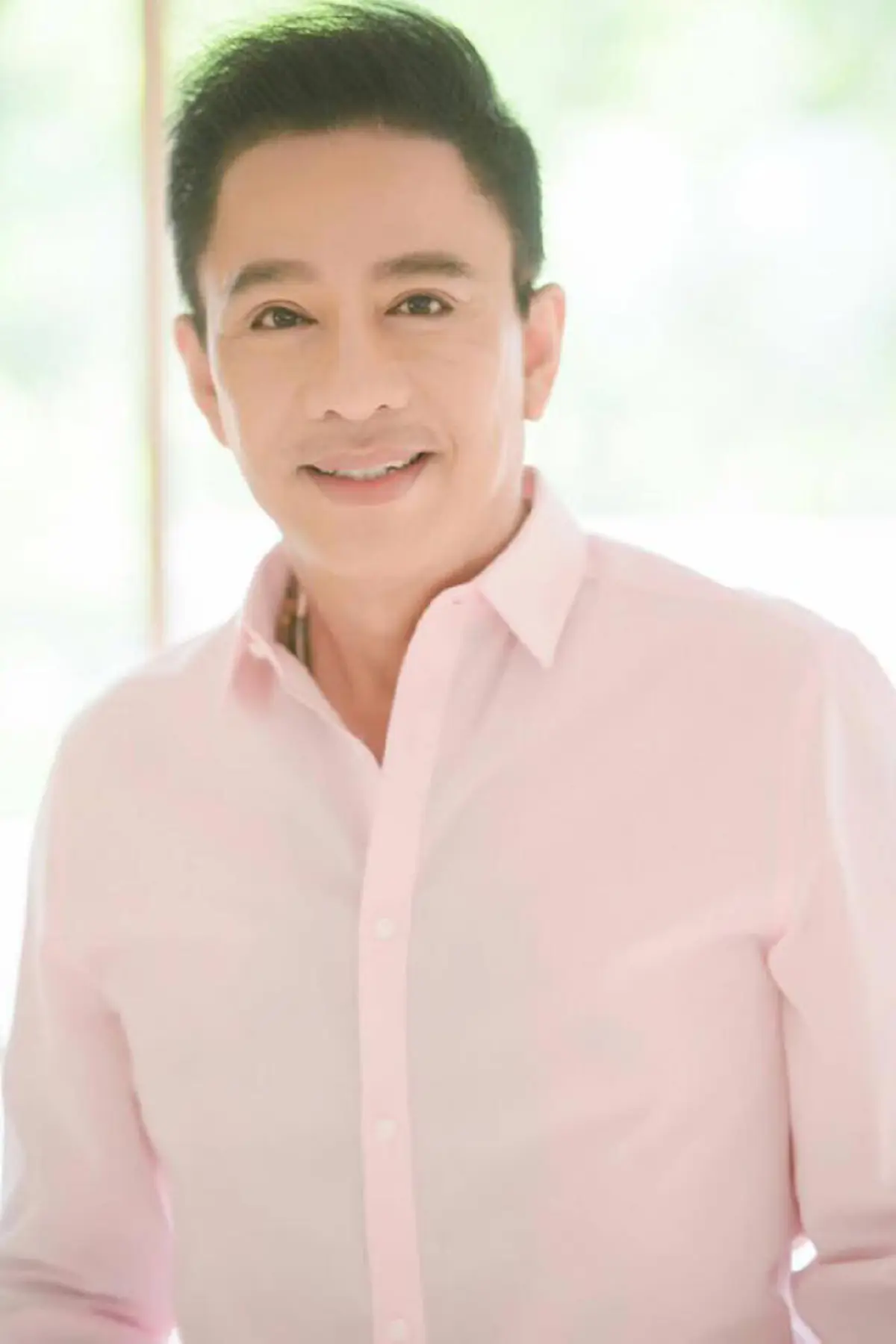 โอ้โห้ววว...!!! อัพเดท “แอ๊ด สุรชัย” หลังทำศัลยกรรมพอหน้าเข้าที่แล้วหล่อย้อนวัยหว๊าก! (ชมคลิป)