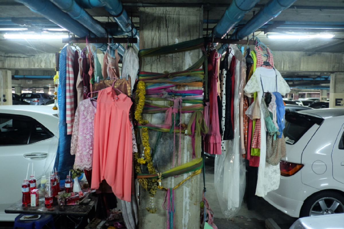 อาถรรพ์!! เสาตกน้ำมัน มีอะไรแอบแฝง ทำไมมีน้ำมันออกมาได้!! หากหมั่นบูชา ให้คุณมหาศาล แต่!! พอละเลย เห็นผลทันทีเหมือนกัน!!