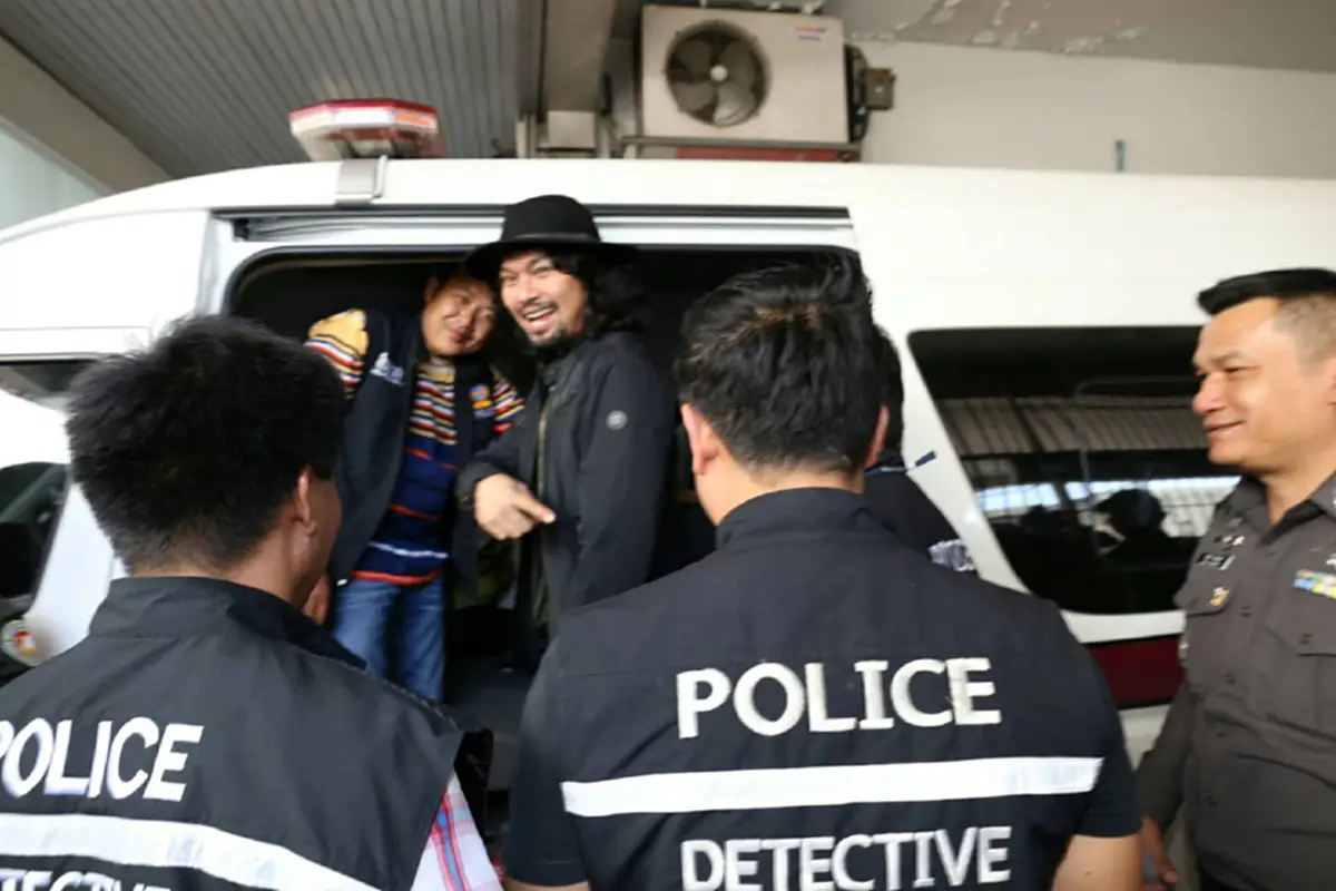 เคลื่อนไหวอีกครั้ง!!! เฟซบุ๊ก"เสก โลโซ" โพสต์ข้อความล่าสุด หรือจะสำนึกผิดแล้วจริงๆ.. อ่านแล้วคนไทยคิดอย่างไร ให้อภัยหรือไม่!!?