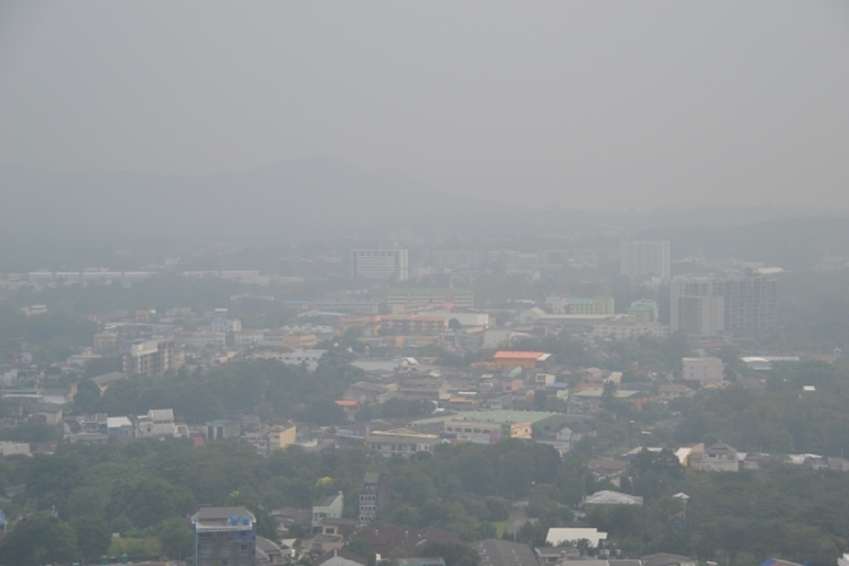 หนาวรับปีใหม่!! กรมอุตุฯประกาศ เหนือ - อีสาน อากาศเย็นกับมีลมแรง  กทม. อุณหภูมิลด 3 องศา (รายละเอียด)