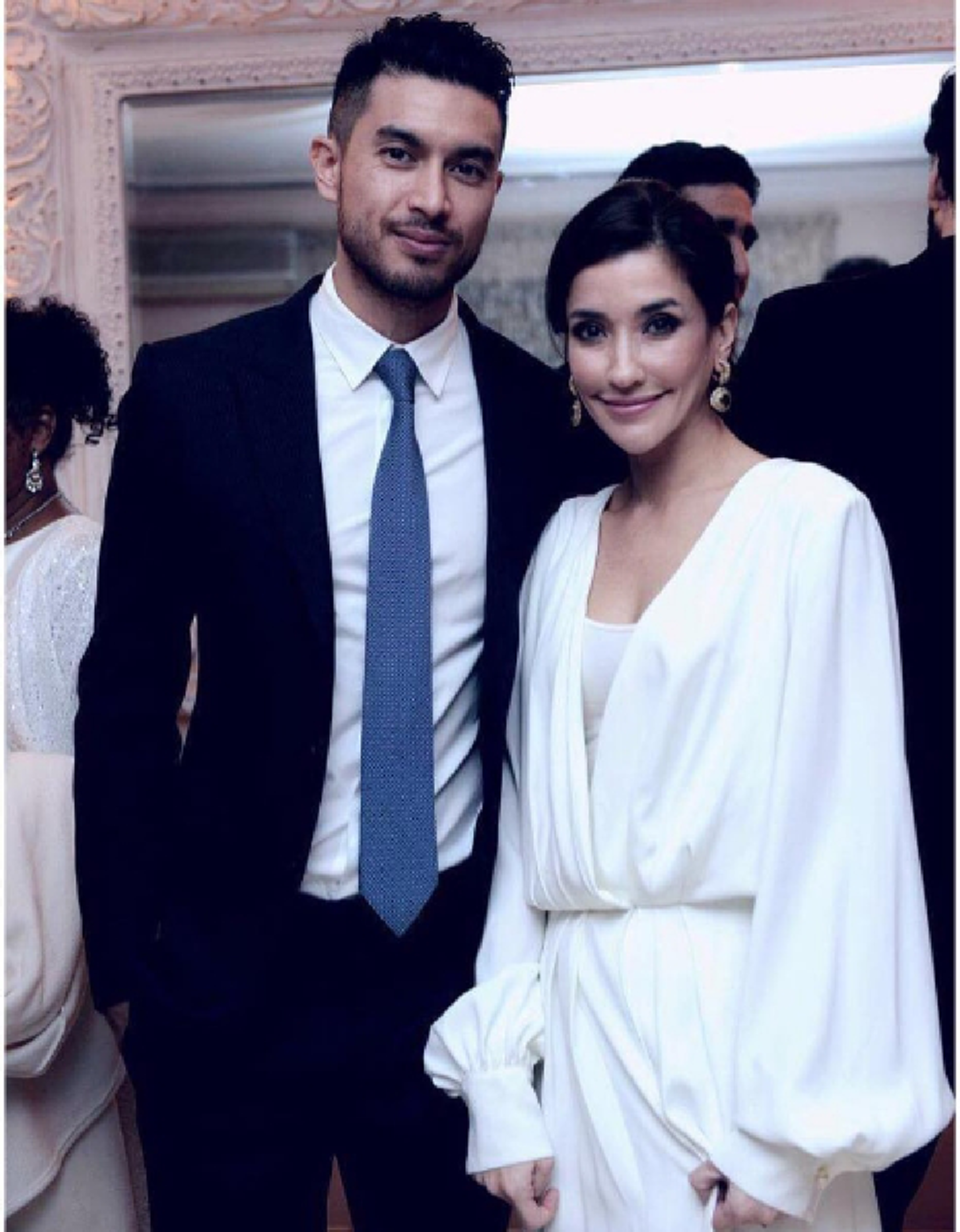 #ยิ่งกว่าละครหลังข่าว!! "แองจี้ เฮสติ้งส์" กับภาพชีวิต "หลังแต่งงาน" ได้สามีเศรษฐี น้ำมันชาวคูเวต นี่มันเจ้าหญิงในนิยายชัดๆ !! (ชมภาพ)