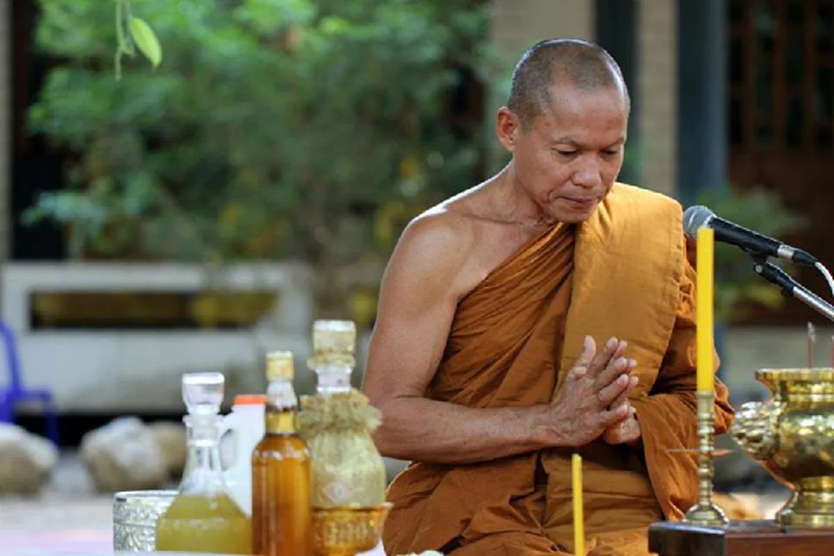 ไม่เคยอายที่จะหลั่งน้ำตา.....ปวงชนชาวไทยยิ่งอาดูร  อาลัยต่อ ธ ผู้ทรงเป็นที่รักยิ่ง "พระพุทธะอิสระ" ขอเชิญพร้อมกันทำเพื่อพ่อเป็นครั้งสุดท้าย