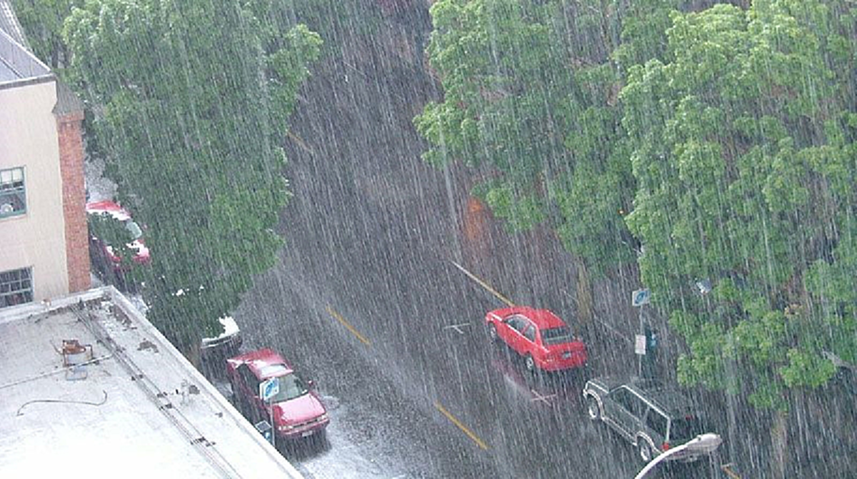 หนักถึงหนักมาก !!! กรมอุตุฯเตือนภัยฉบับ 8 ฝนตกชุกหนาแน่น กทม.เสี่ยงอ่วม !