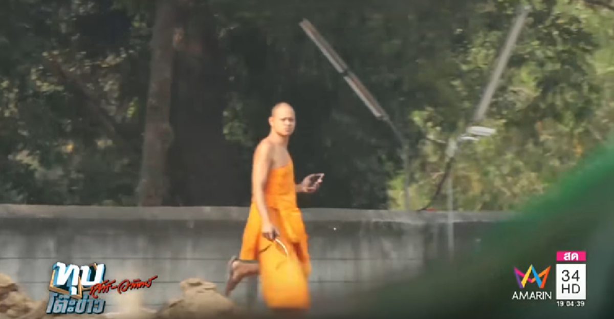ระวัง..จะได้ไปฉันข้าวแดง!!! พระธรรมกายโผล่! ขุดกำแพงดินข้างหลัง สร้างป้อมกันเจ้าหน้าที่  ไม่แคร์ประกาศให้สงฆ์กลับวัด!!! (มีคลิป)