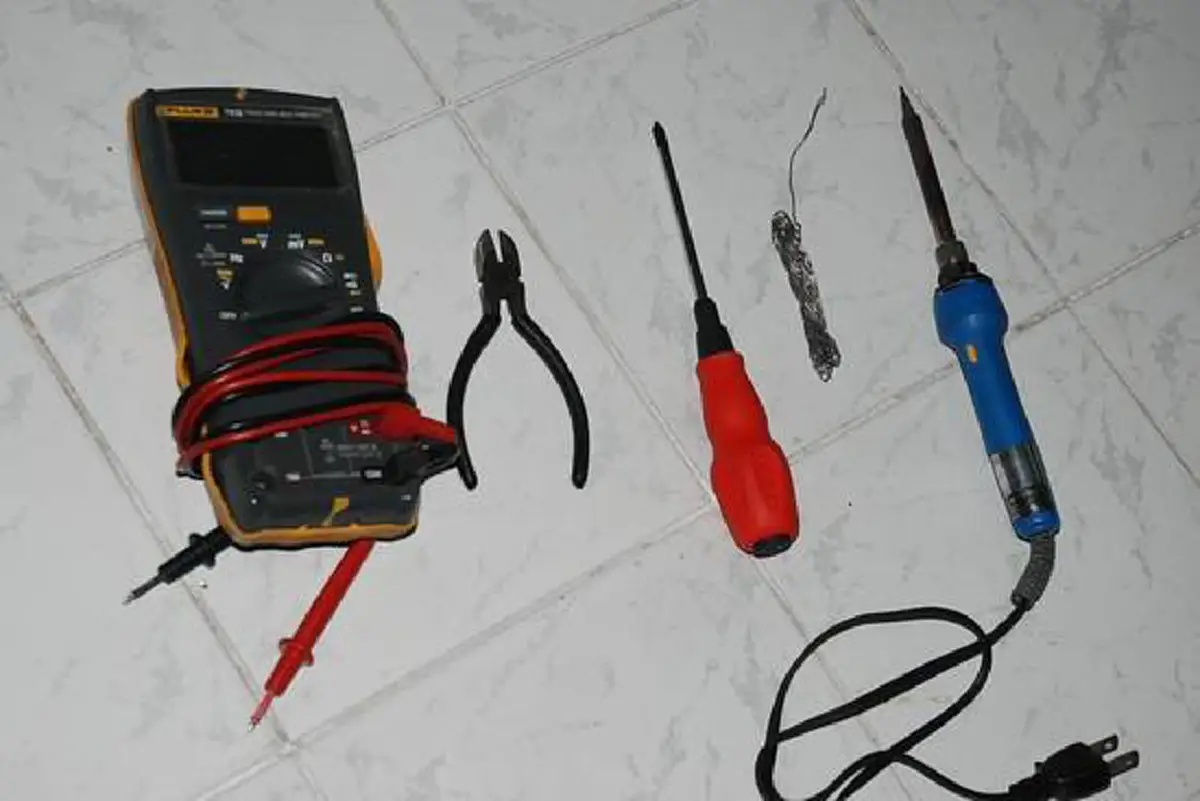 ไม่ต้องซื้อใหม่! “พัดลมเสีย” ไม่หมุน หมุนช้า! ซ่อมเองได้ ใช้งบเพียงแค่ 20 บาทเท่านั้น!!