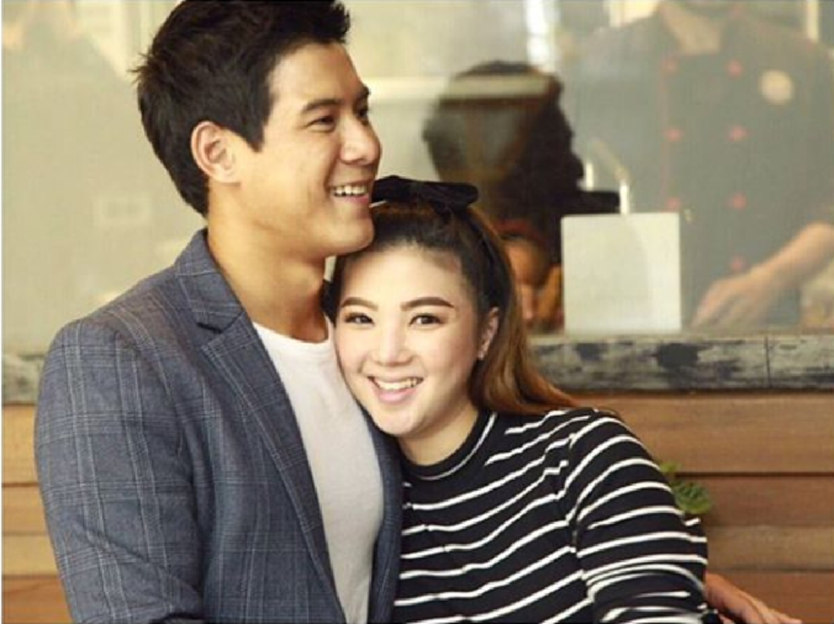 ซึ้งน้ำตาไหล!!!สาวโพสต์จะออกจากห้างดังแต่ออกไม่ได้ มีคนเข้ามาช่วยถึงกับ สตั๊น ไม่คิดว่าจะเป็นดาราสองคนนี้