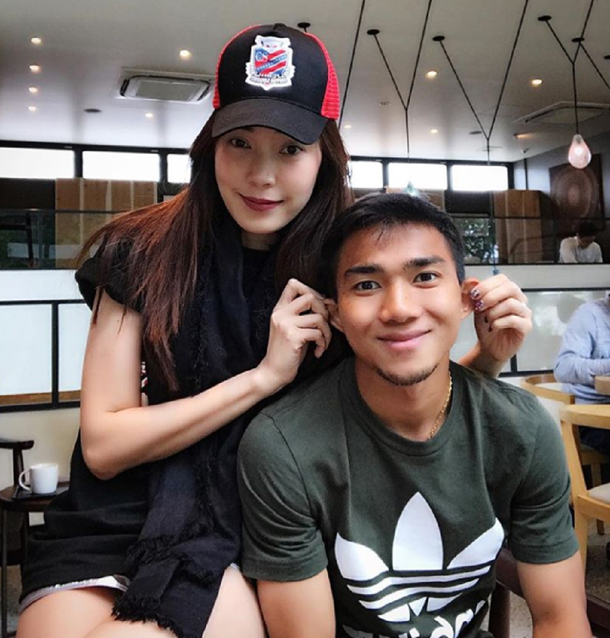 สะบั้นรักไม่เหลือเยื่อใย!! เปิดไลน์ล่าสุด "เจ ธนาธิป" โพสต์คำสุดท้ายฝากถึงอดีตรัก ดาราสาวเปิดใจย้ำสัมพันธ์ทำแฟนคลับเศร้าหนัก!? (คลิป)