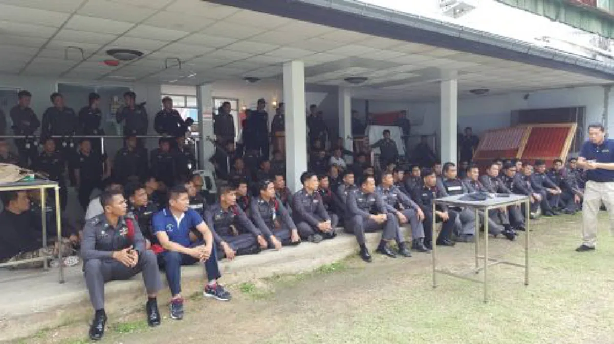 โครงการฝึกทบทวนการใช้อาวุธปืนและการยิงปืนทางยุทธวิธี”สนามยิงปืนกองบังคับการตำรวจนครบาล ๙ (มีคลิป)
