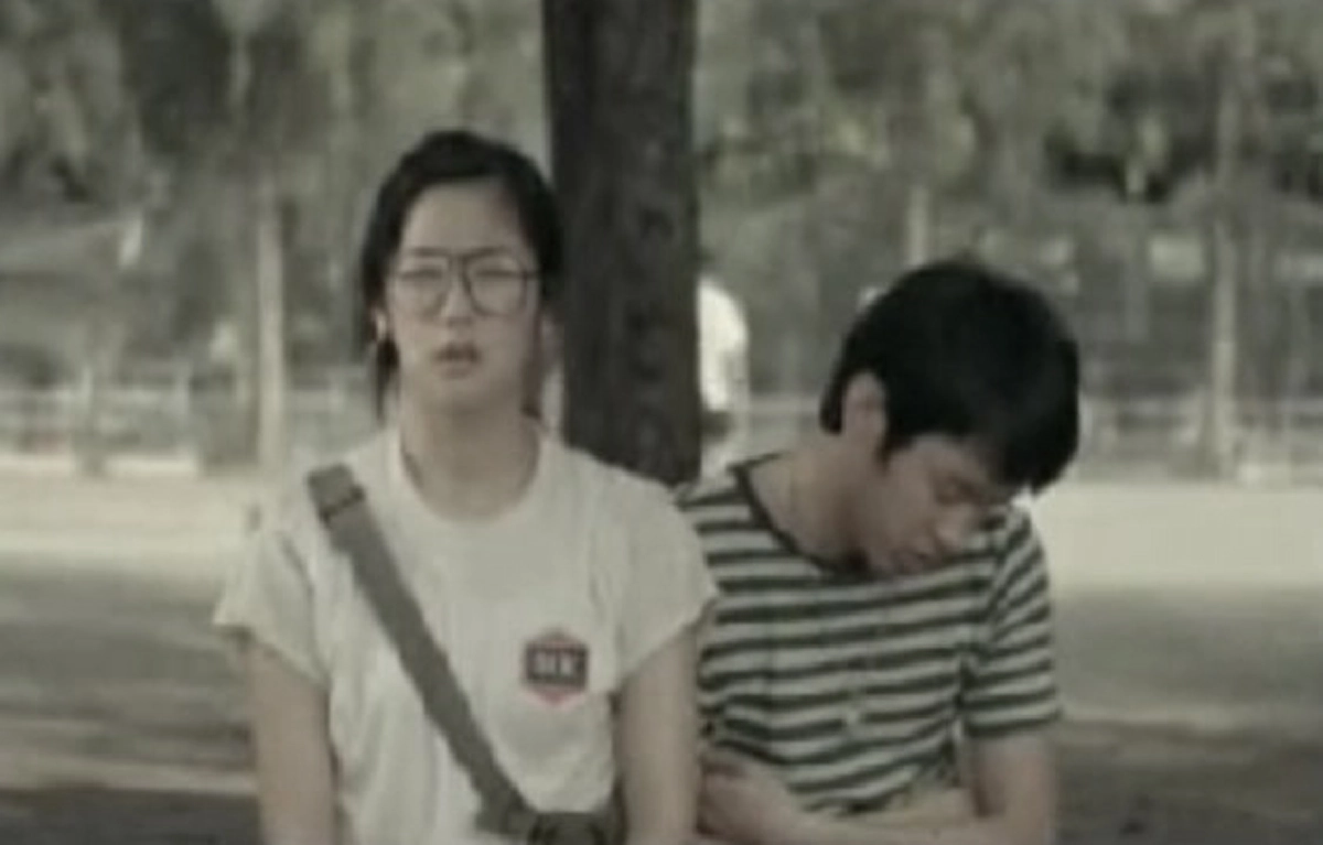 **งงเป็นไก่ตาแตก !! "น้องจุ๋ม" นางเอกโฆษณา "สมูทอี" ในตำนาน ! หลังจากหายหน้าไป ล่าสุดกลับมาพร้อมลูกน้อย ??!! (ภาพ)