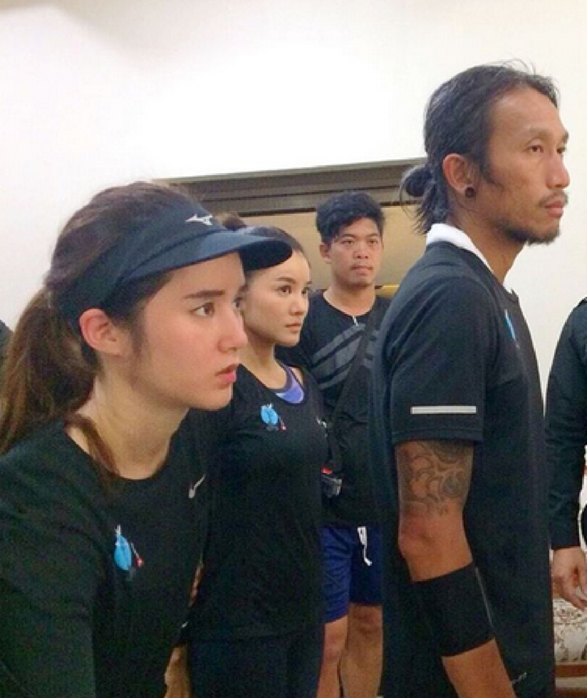 เปิดตัวตน จุ้มจิ้ม วรนันท์ คนที่พี่ตูนถามว่า “ไหวมั้ยคะ พี่ขอโทษนะ ต้องมาเหนื่อยเลย” พร้อมเผยเรื่องราวสุดซึ้งของ ตูน บอดี้สแลม