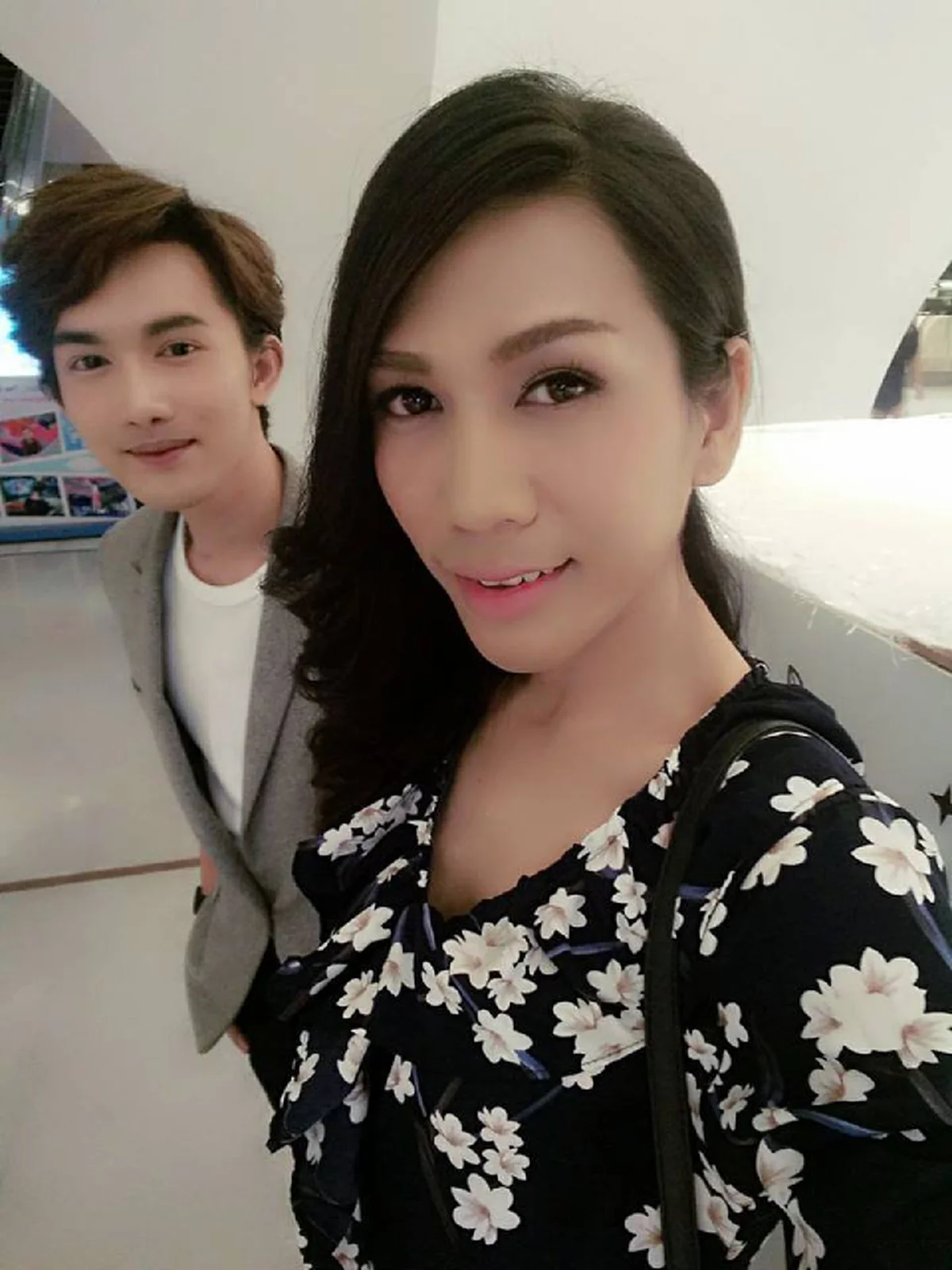 สุดยอดเลยจ้า!!! ส่องอาชีพของ "เอ็กซ์" Let Me In ที่ยังคงทำอยู่ แม้จะหล่อขึ้นจนเป็นดาราได้ นับถือหัวใจที่ไม่เคยห่างดิน (ชมภาพ)