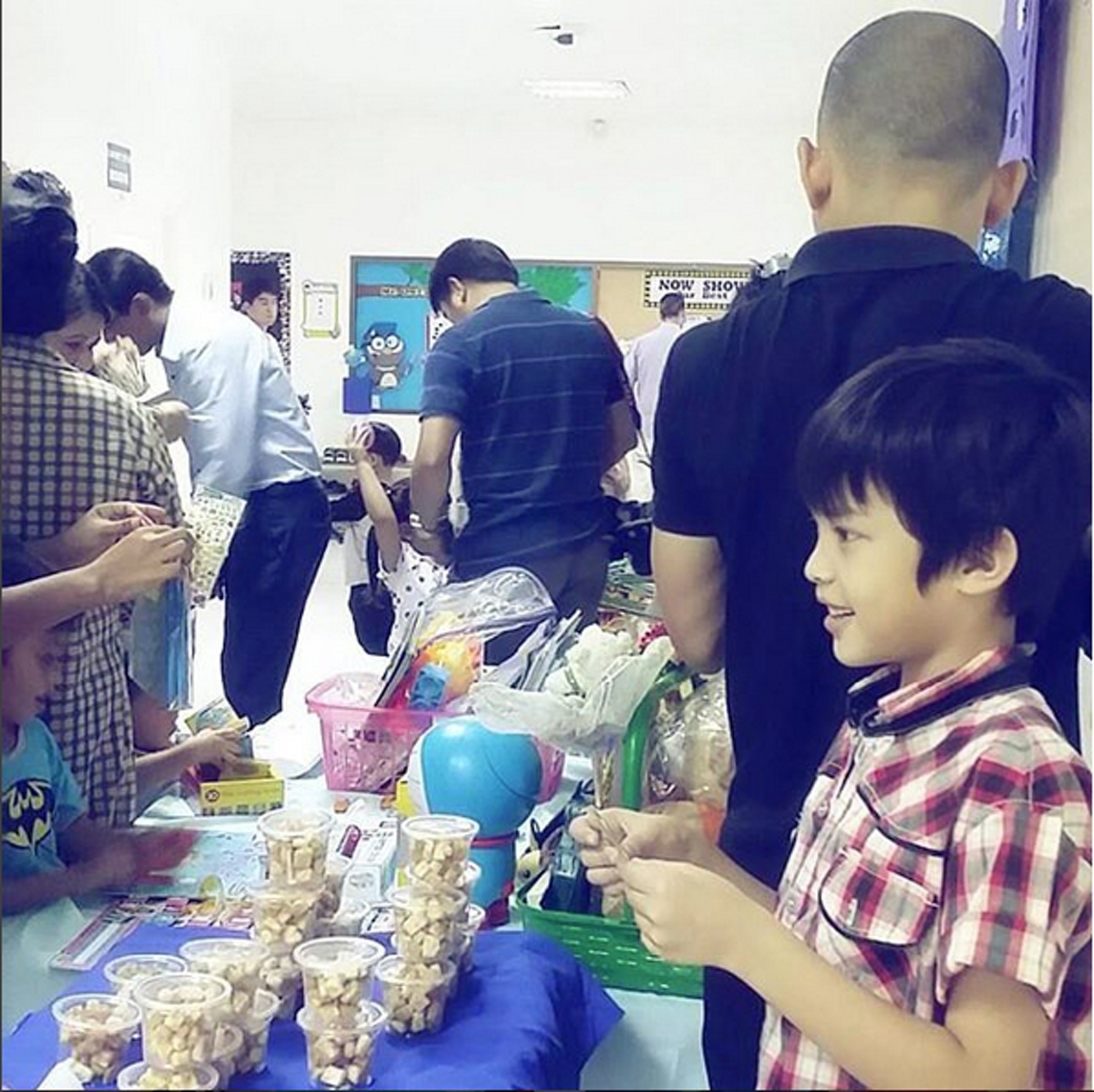 ชีวิตจริงยิ่งกว่านิยาย !! ส่องชีวิตคุณแม่เลี้ยงเดี่ยว &quot;แอนนี่บรู้ค&quot; และ&quot;ลูกชายน้องฑีฆายุ&quot; ใช้ชีวิตติดดินสุดๆ! นอนกลางทุ่ง..