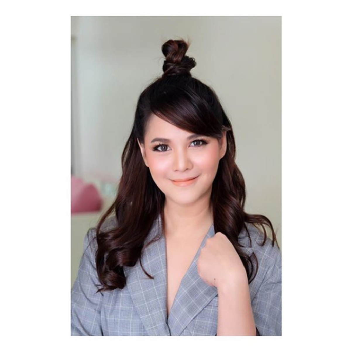 สงสัยน้ำไม่ไหล !!! "แทค ภรัณยู" โพสต์ภาพนางเอกสาว "พิม พิมมาดา" ไม่ยอมอาบน้ำมากอง ชาวเน็ตแห่แซ็วกันกระจาย !?