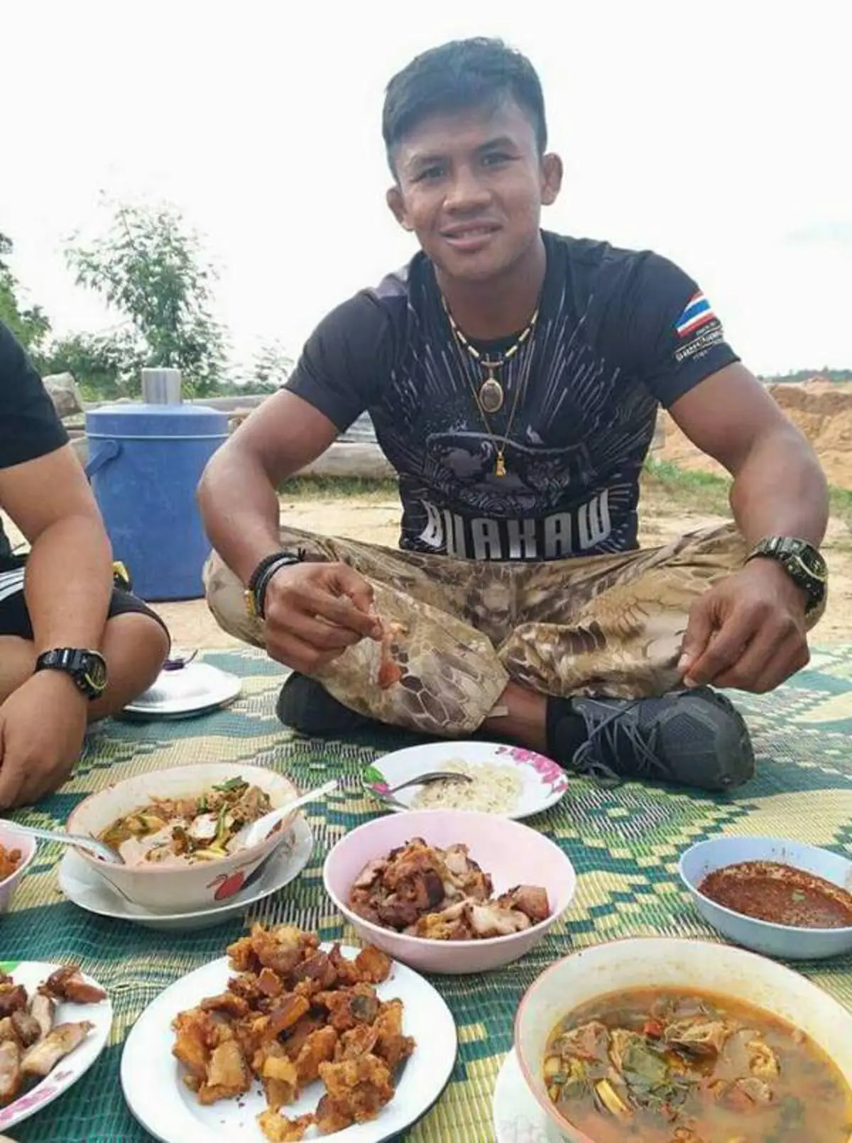 #ฮีโร่ของชาวไทย!! ส่องชีวิต "นักมวยเงินล้าน" แม้มีชื่อเสียง แต่ทำติดดิน แทบไม่เชื่อสายตา นี่แหละ "ขวัญใจคนไทยทั้งประเทศ" !!