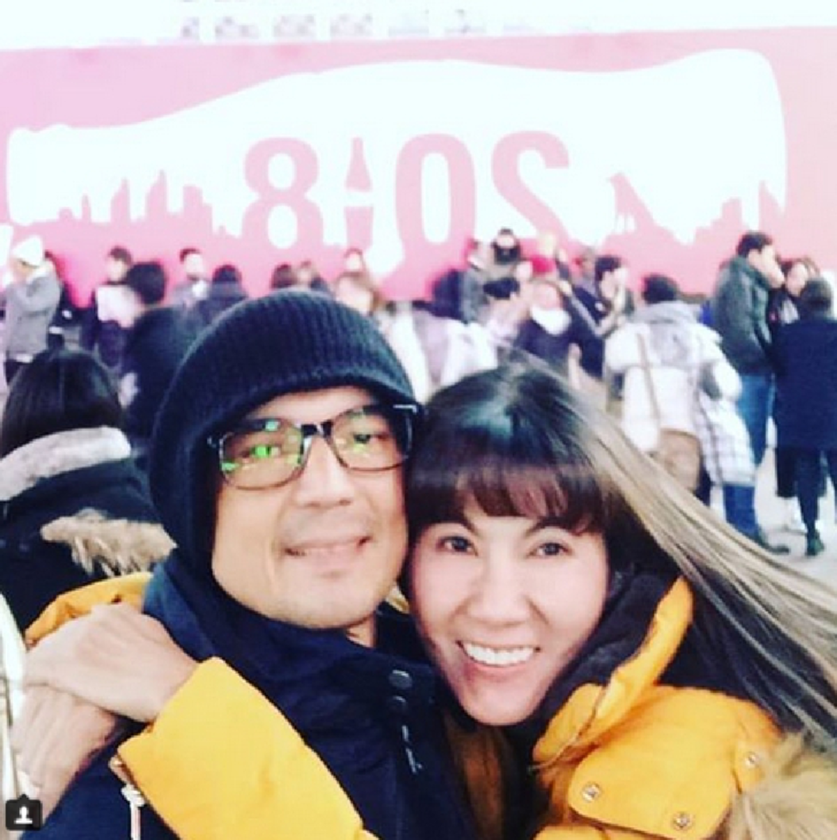 รักเราไม่เก่าเลย!! ส่องช็อตสวีท แก้ว ควง ผู้พันต๊อด เที่ยวปีใหม่หวานไกลถึงต่างแดน