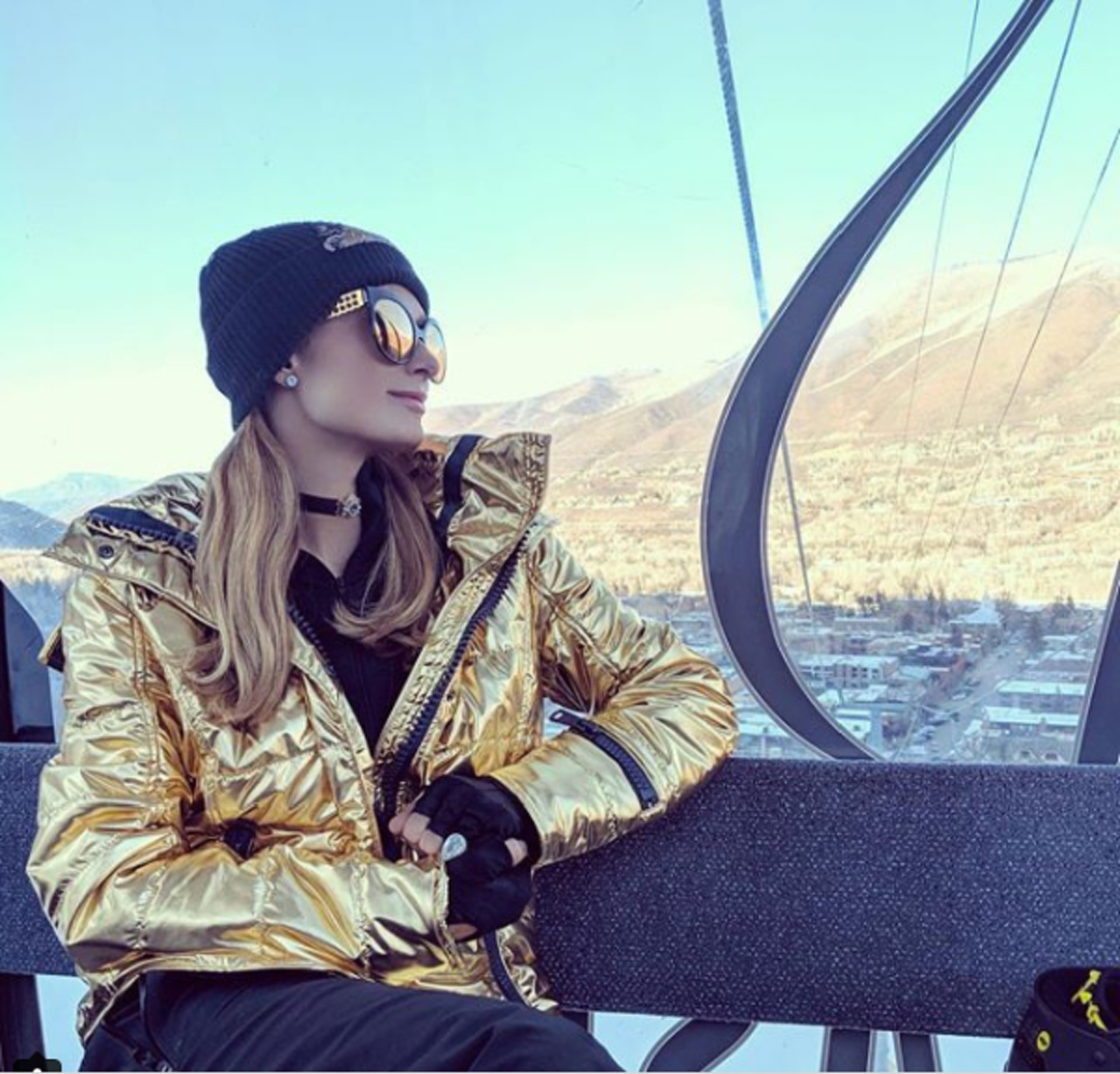 สุดเซอร์ไพรส์!! ปารีส ฮิลตัน เเฟนหนุ่มคุกเข่าขอแต่งงาน แหวนเพชรเม็ดโตมาก (มีคลิป)