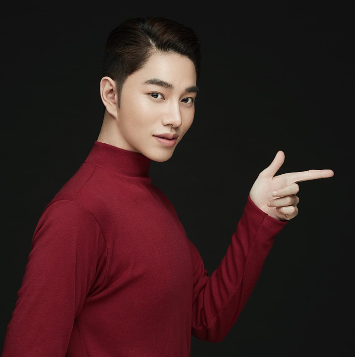 *เปิดชีวิตสุดทึ่ง!!! “เมคอัพชื่อดัง” จากช่างแต่งหน้าราคา 700 สู่ช่างแต่งหน้า "ร้อยล้าน" ที่ขนาดซุปตาร์ "อั้ม-พัชราภา" ยังต้องต่อคิวแต่ง!!!