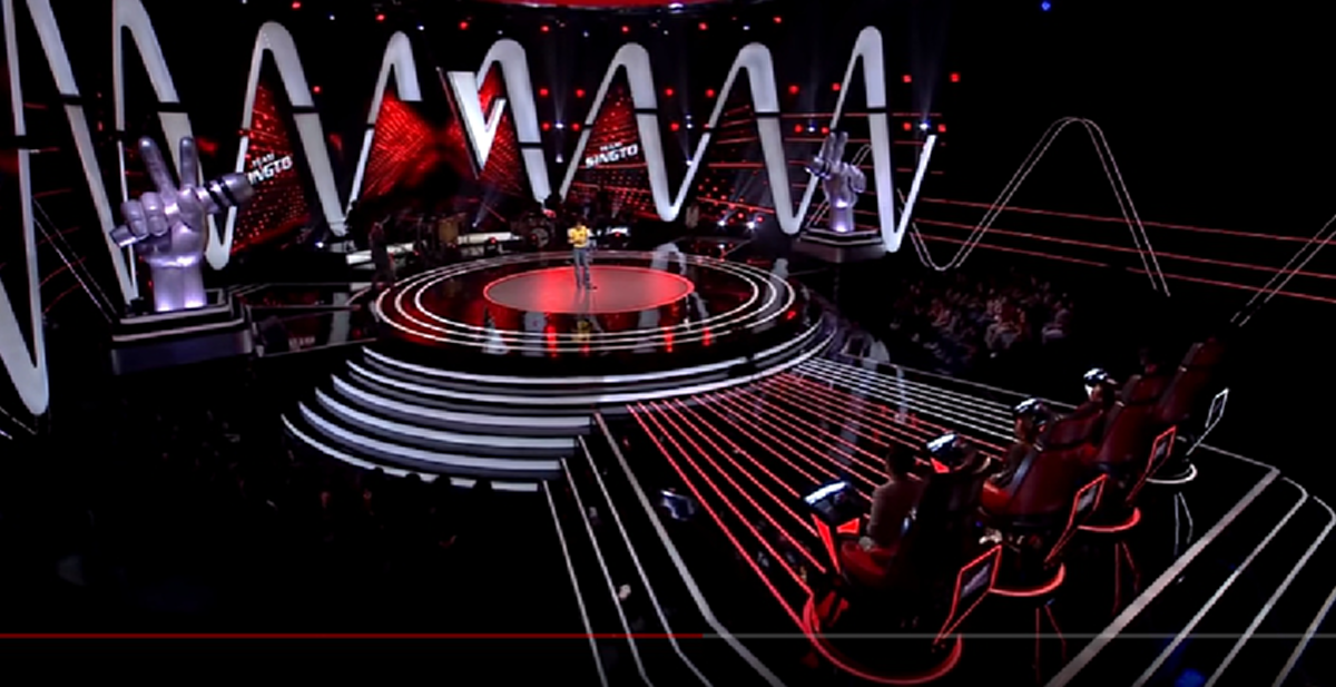 แรงสุดๆ..อันดับ 1 ในยูทูป!!! เมื่อ "หนุ่ม ไม้หมอน" โชว์พลังเสียง "บันไดสีแดง" เวอร์ชั่นสุดเซอร์ไพรส์ คืนเดียวคนดูเป็นล้าน!!! (ชมคลิป)