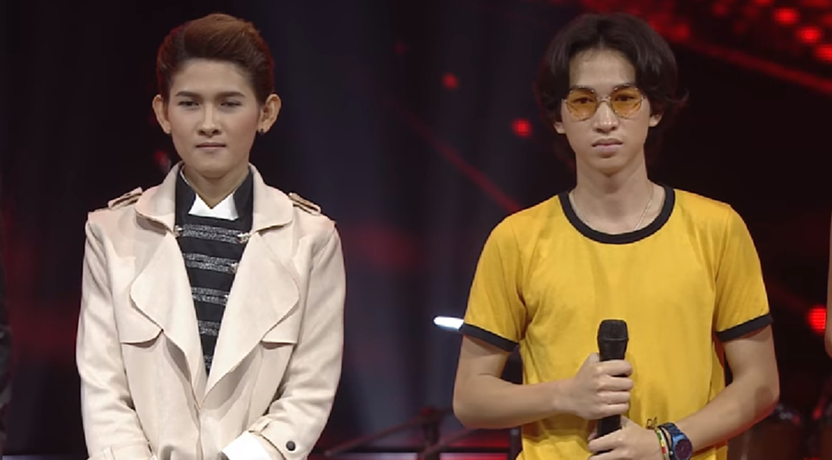 แรงสุดๆ..อันดับ 1 ในยูทูป!!! เมื่อ "หนุ่ม ไม้หมอน" โชว์พลังเสียง "บันไดสีแดง" เวอร์ชั่นสุดเซอร์ไพรส์ คืนเดียวคนดูเป็นล้าน!!! (ชมคลิป)