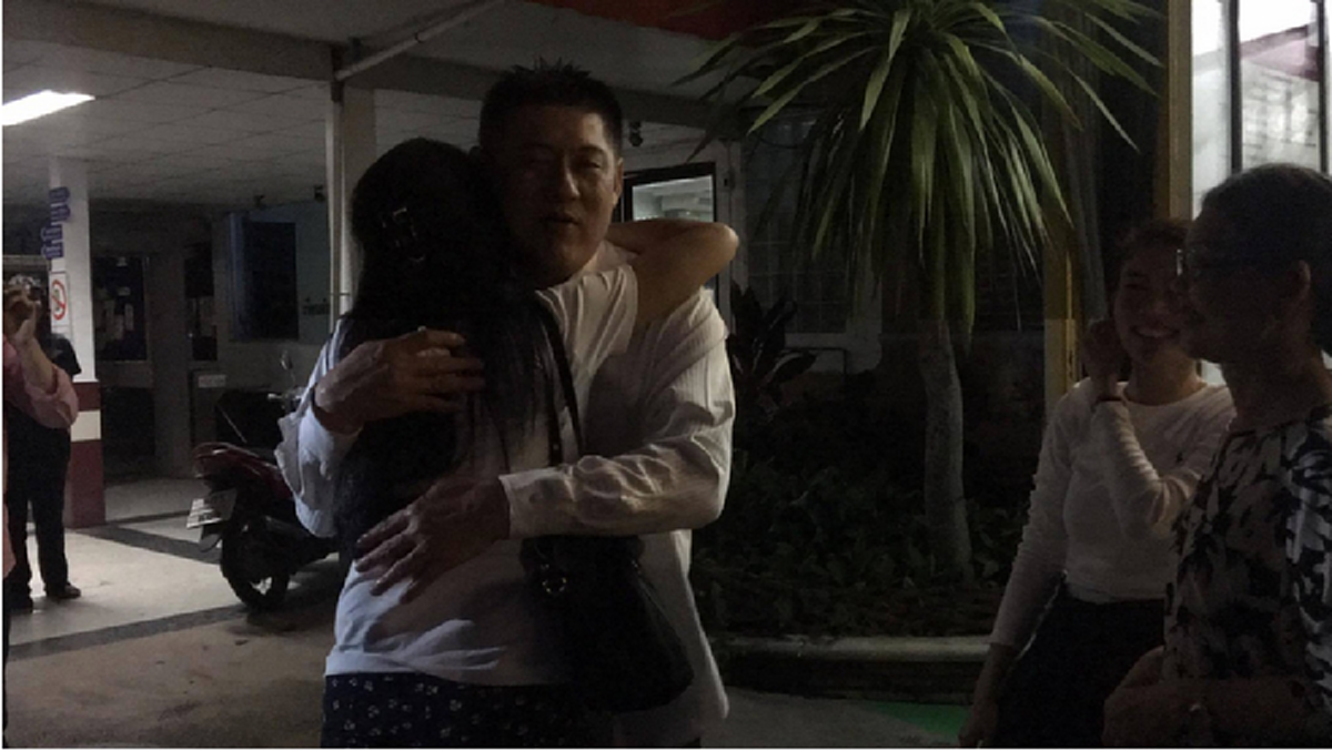 เปิดภาพชีวิตล่าสุด !! "สรยุทธ" หลังออกจากเรือนจำ! เปลี่ยนไปมาก...หมดคราบ! "ผู้ประกาศข่าว" !! (ชมภาพ)