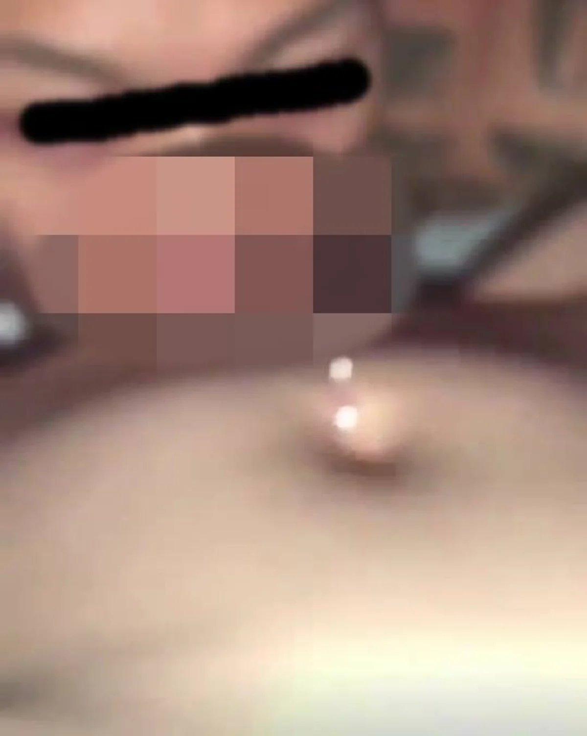 **ฉาวอีกแล้ว !!! เผยโฉมหน้า "นางแบบสาวชื่อดัง" แดนปลาดิบ เจอพิษคลิปหลุดสุดเร่าร้อนกับแฟนหนุ่ม ! ชาวเน็ตกระหน่ำแชร์กันว่อน