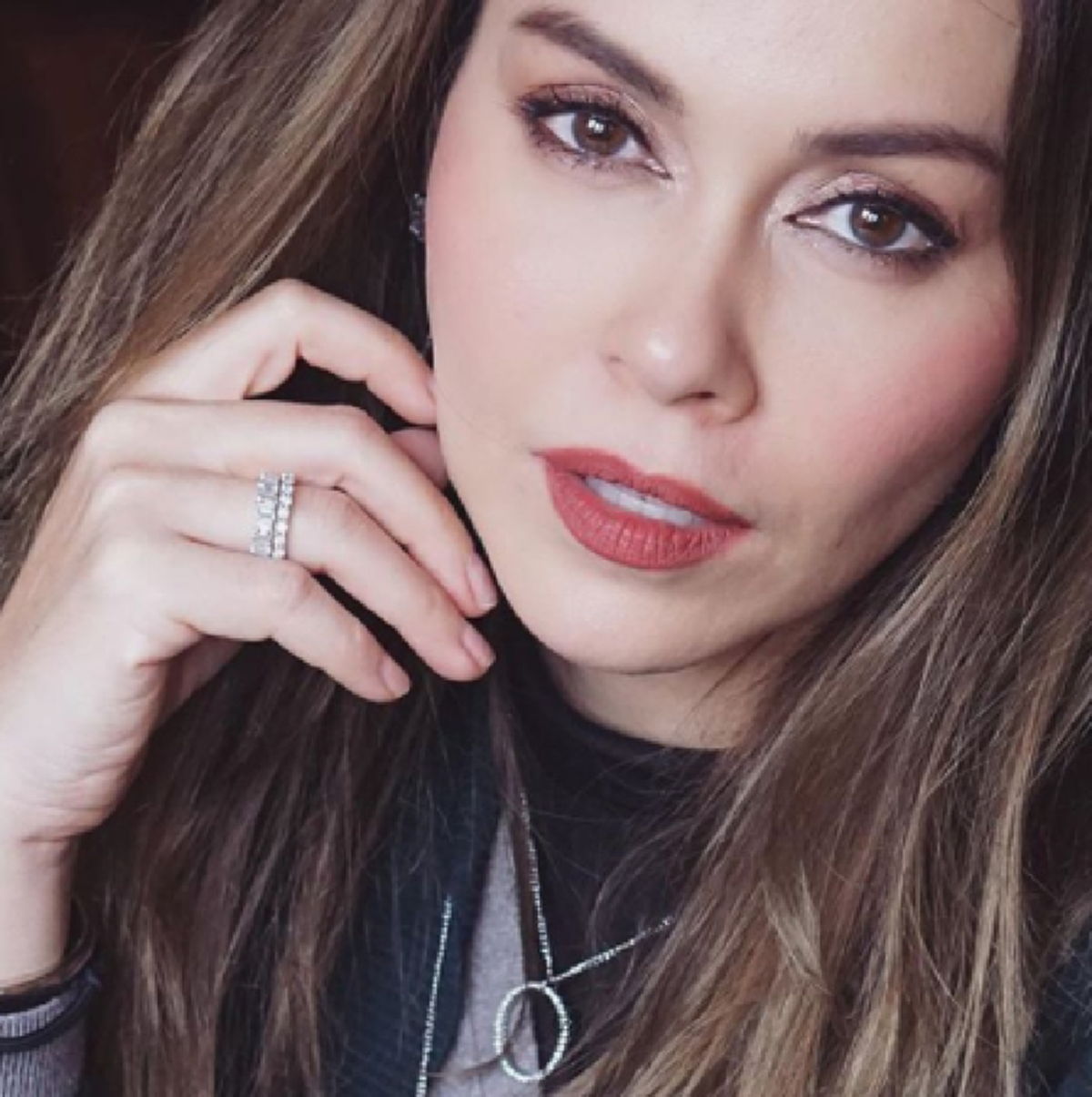 ตำนานแห่งความสวย !! "นัท มีเรีย"  เผยภาพสมัยก่อนตอนอายุ 17 ปี แทบไม่เชื่อสายตา จากอดีตสู่ปัจจุบัน กับความงามที่ยังดูเป็นอมตะ  ??