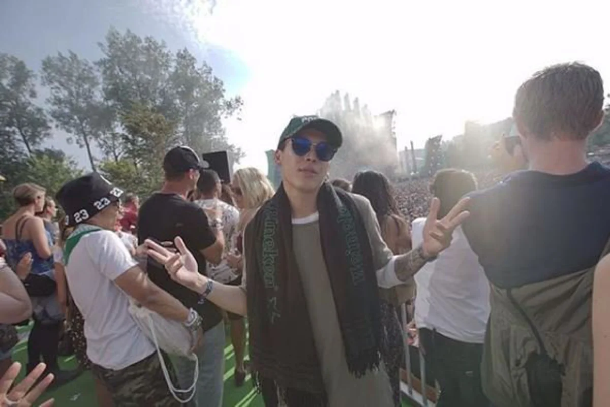 เถียงกันสนั่นโซเชียล !!! เกิดข้อสงสัยหนักมาก "ป๊อก" กับ "พีช" ใครกันแน่ที่เป็นทายาทโดยตรงเซ็นทรัล รู้คำตอบถึงกับหายข้องใจทันที !?