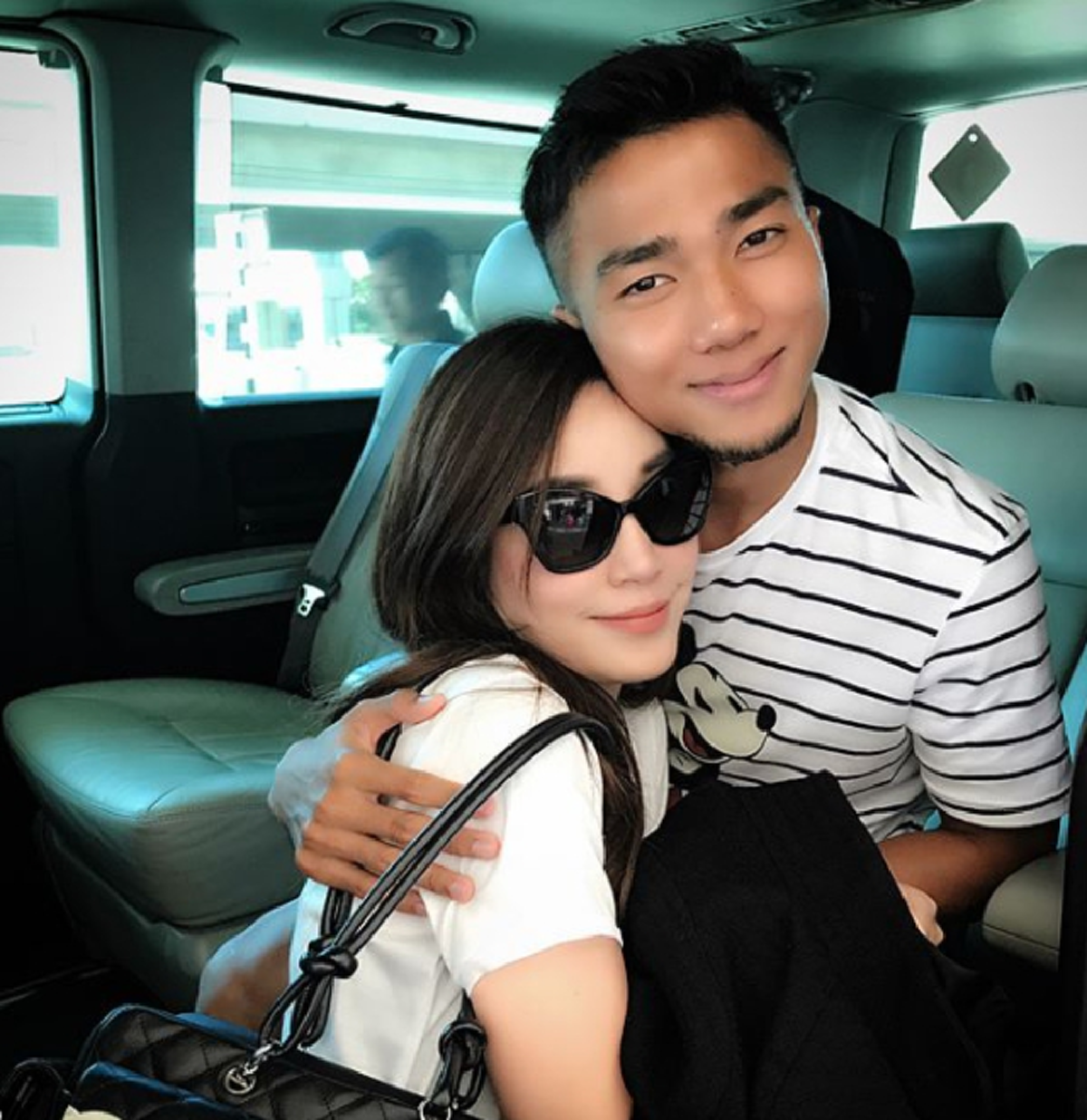 แฟนคลับช็อก!! เมย์ พิชญ์นาฏ เปิดใจผ่านไอจี พร้อมแท็ก เจ-ชนาธิป เผยความสัมพันธ์ล่าสุดรักหรือเลิก?