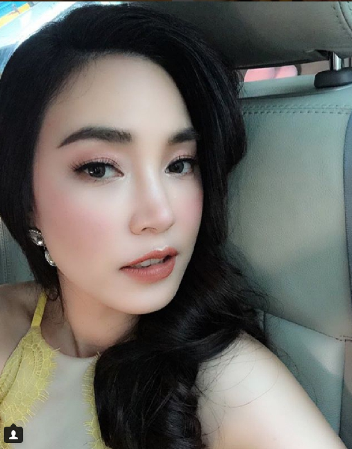 ช็อกสะเทือนโลกมายา!! "เมย์ พิชญ์นาฎ" ประกาศเลิกฟ้าผ่า "เจ ชนาชิป" วอนอย่าถามเยอะ  ??