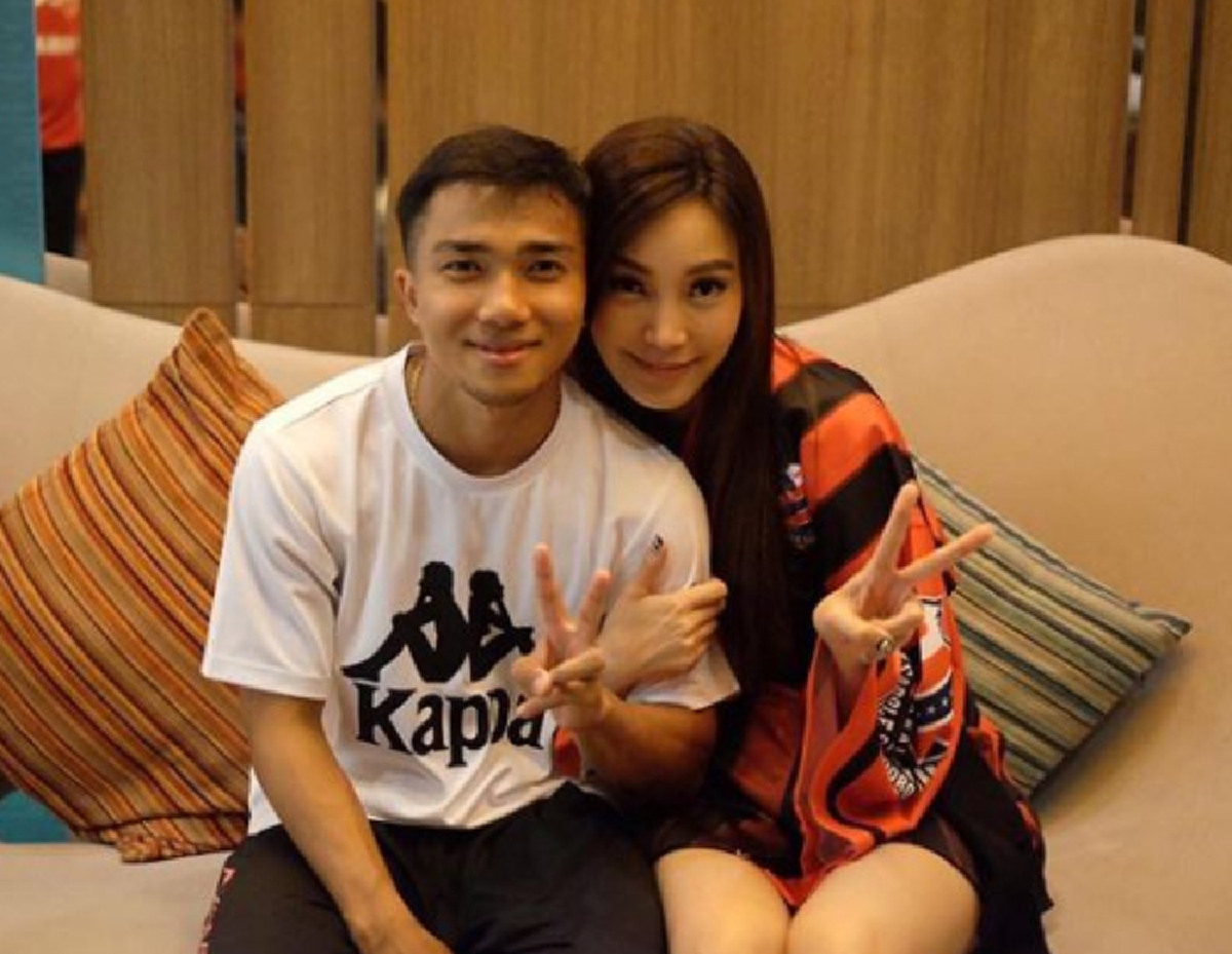 มันดีที่สุดแล้ว!! "แจ็ค" ผู้จัดการส่วนตัวโพสต์ซึ้งถึง "เมย์-เจ" หลังประกาศยุติสัมพันธ์ เผยที่ผ่านมาทั้งคู่เจอหลายอย่าง...จนมาพบคำว่า "รักแท้