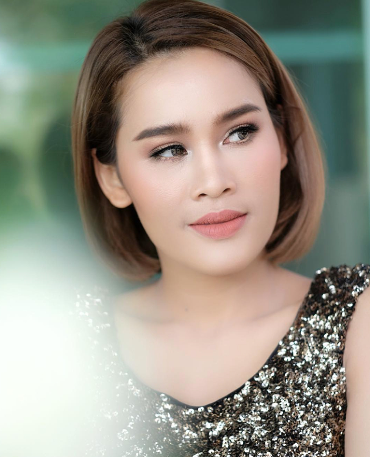 *บทเรียนของผู้หญิง!!! เปิดเรื่องจริงของ &ldquo;ตลกสาวชื่อดัง&rdquo; หน้าพัง-สิวเห่อหนัก! เพราะหลงผิดพลาดมาทั้งชีวิต!!! (ชมคลิป)