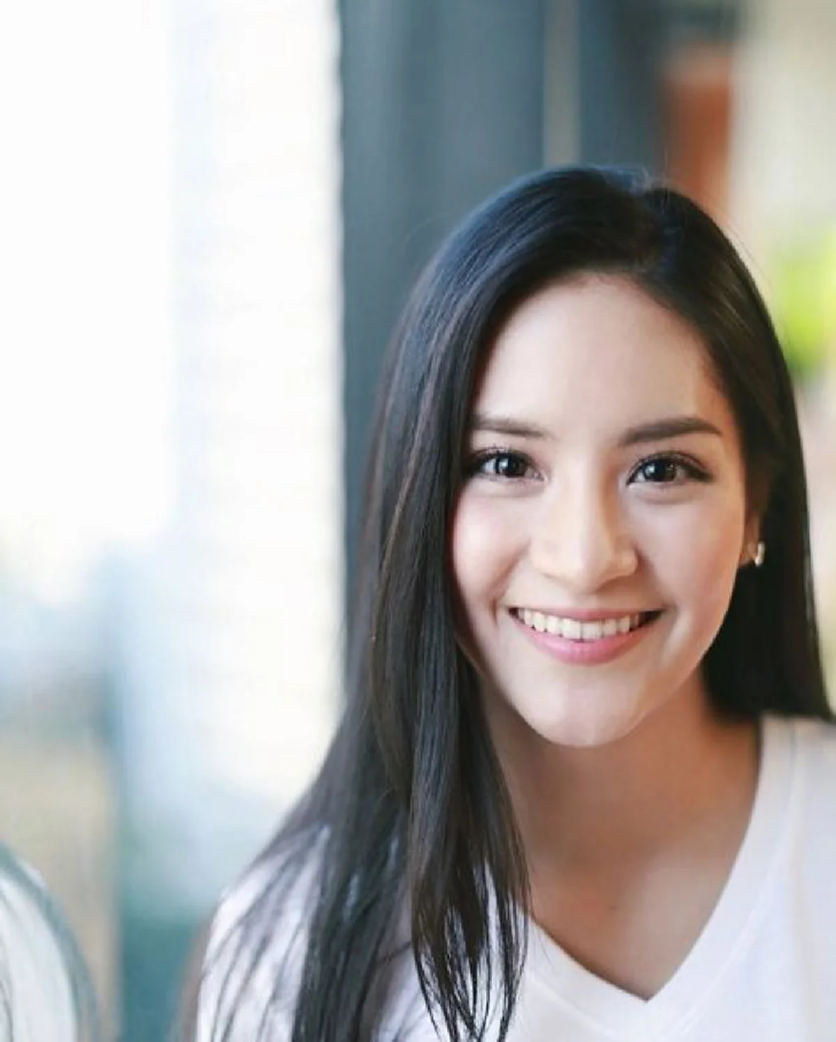 >>ขยี้ตาแทบอักเสบ !!! เปิดภาพล่าสุด "น้องแพร วัยซนคนมหัศจรรย์" กลับมาพร้อมกับความสวยสะพรั่ง ทำเอาหนุ่มๆหลงใหลกันทั่วประเทศ !?