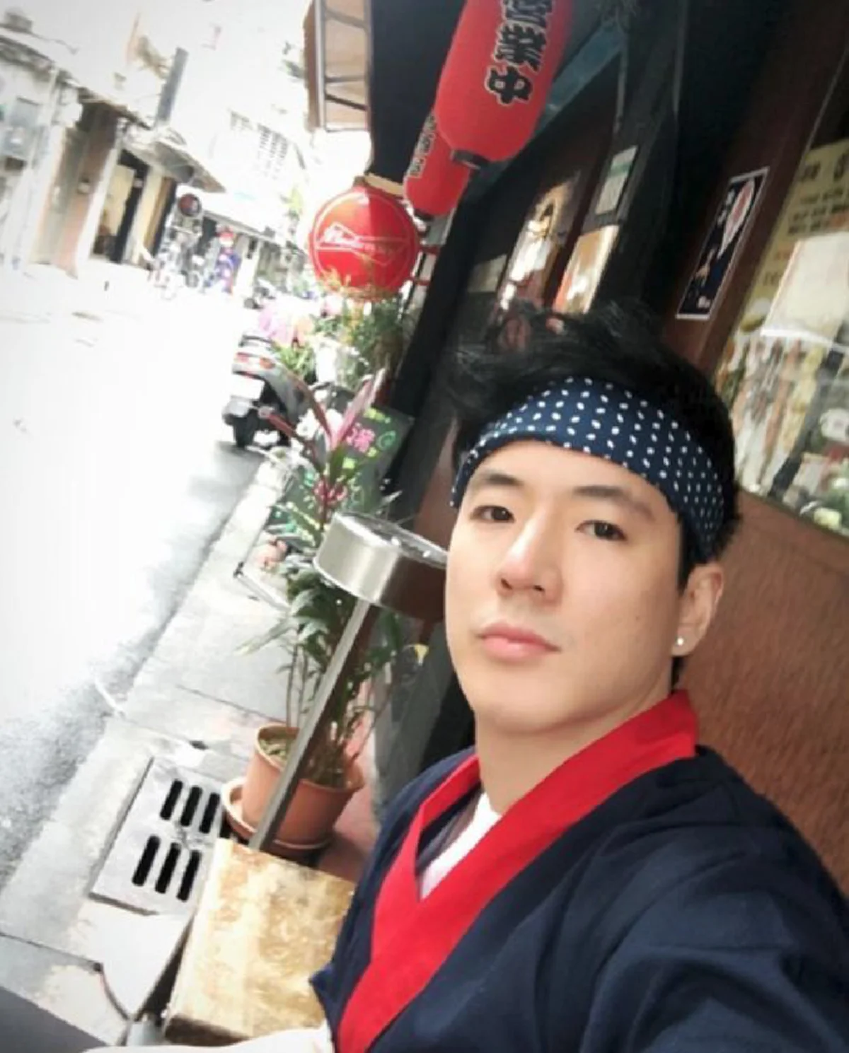 ***แทบไม่น่าเชื่อ !! ส่องชีวิตล่าสุด "ฮาเวิร์ด หวัง" หลังเลิก "เอมมี่ แม็กซิม" กลายเป็นหนุ่มอบอุ่นรักครอบครัว แถมยังช่วยเหลือคนไร้บ้าน !?