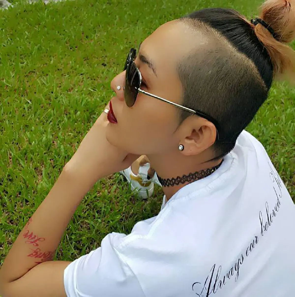 เขาถือว่าเราเป็นคนนอก..."น้องสาวเสก" เปิดใจเหตุผลที่ไม่ช่วยพาไปรพ. เข้าใจตามนี้ อย่าถาม เราคนนอก!