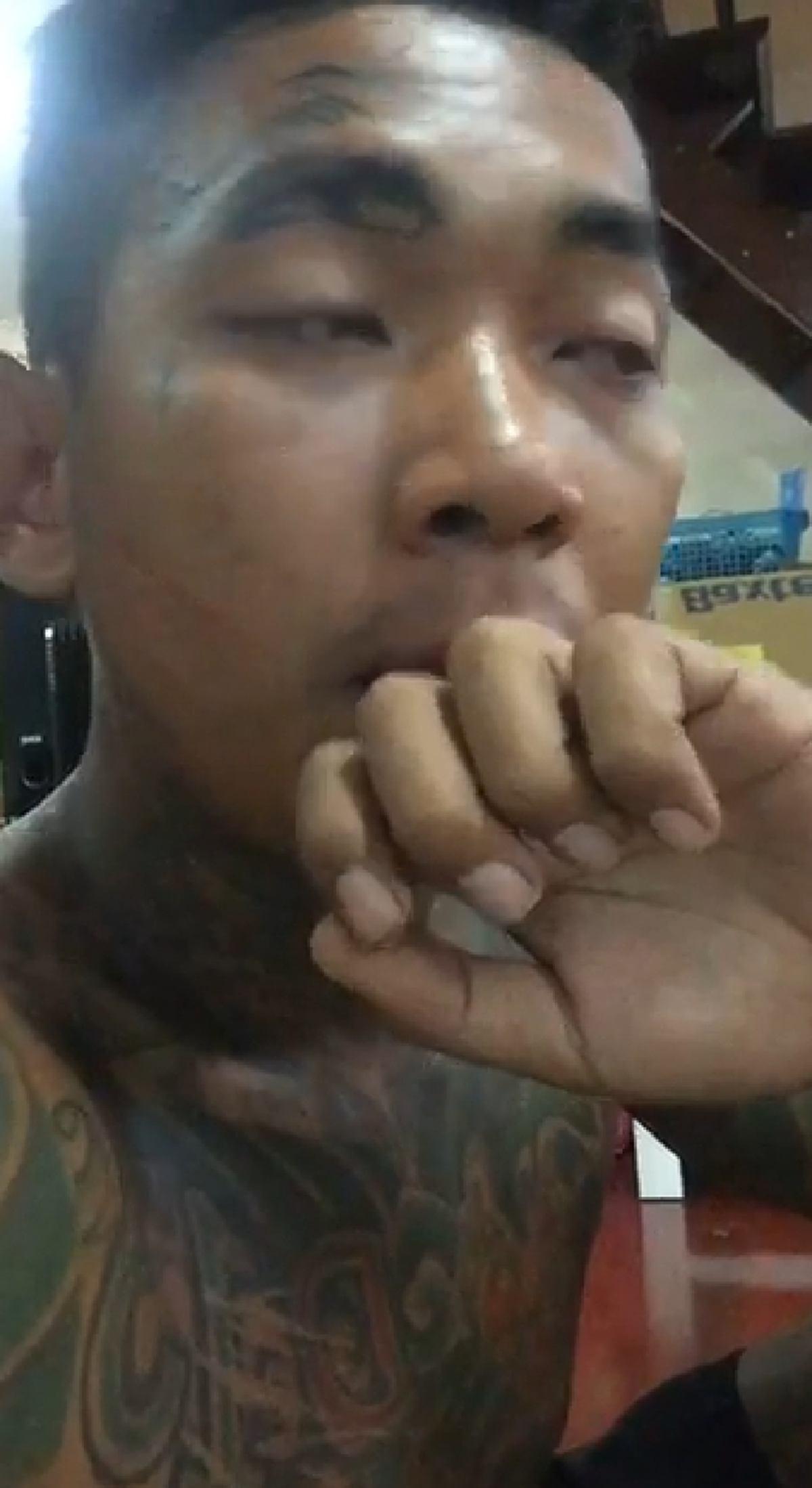 หายไปตั้งนาน!! "เน วัดดาว" ออกจากคุกมาแล้ว เตรียมหาเงินเลี้ยงลูก แต่ไม่วายแฟนคลับเซง..เพราะต้องกลับไปติดคุก หลังโดนใส่ร้ายป้ายสี??!