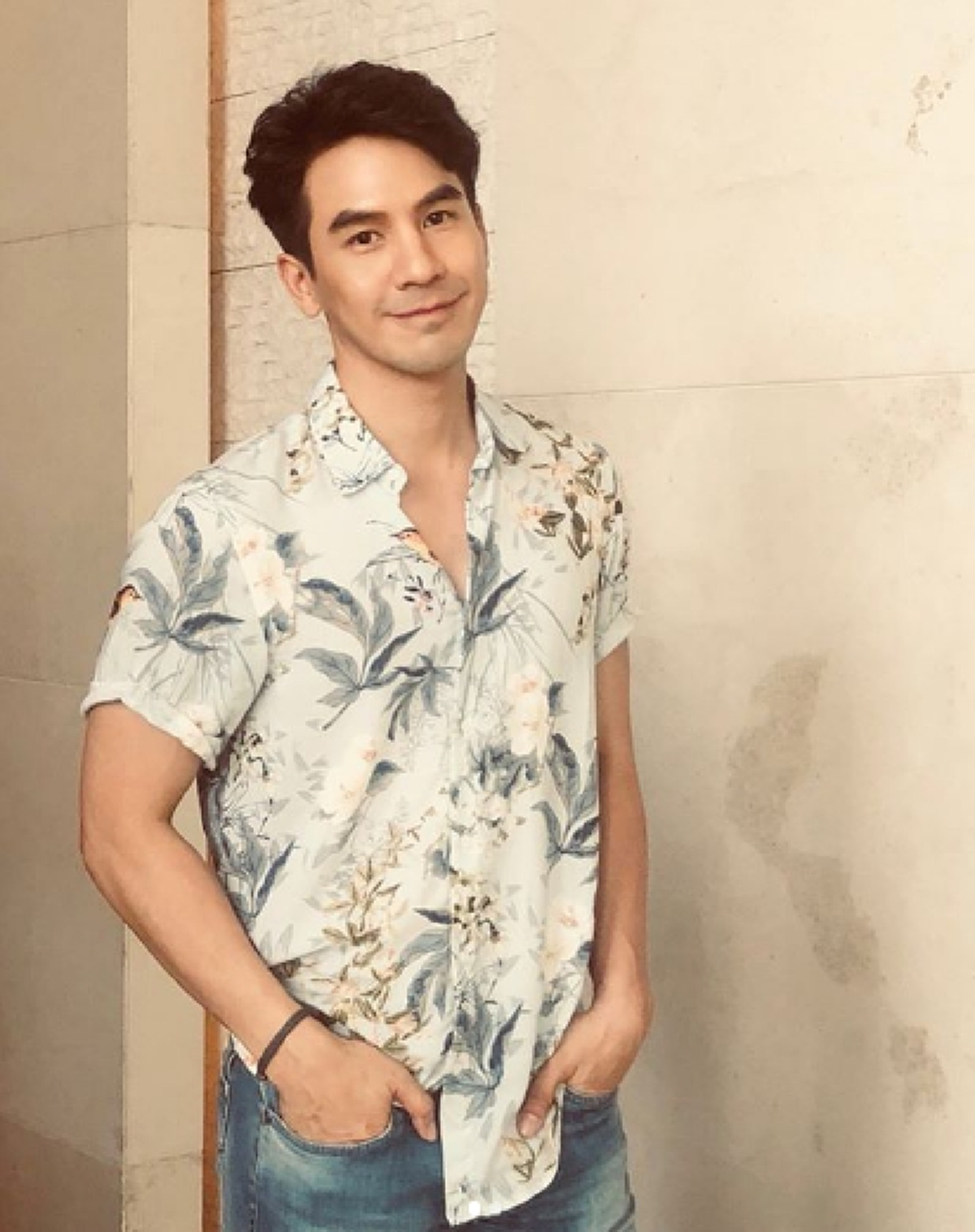 *เปิดปากลั่นออกสื่อ!!! "นางร้ายช่องใหญ่"สารภาพ  พระเอกชื่อดัง "โป๊ป" เคยไดเรคทักคุยทาง "ไอจี" ที่คนทั้งประเทศไม่เคยรู้!!! (เนื้อหา)