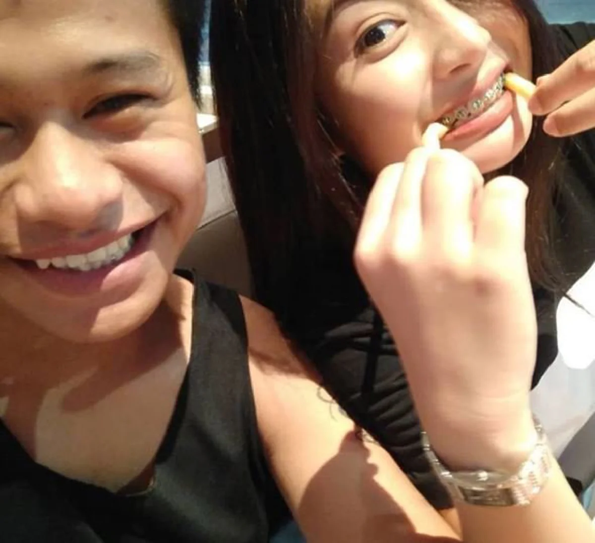 ชาติที่แล้ว..ทำบุญด้วยอะไร ?? "เคนน้อยร้อยลีลา" เผยภาพ "แฟนสาว" เห็นแบบนี้บอกเลยแฟนสวย แถมน่ารักมาก โชว์สวีทกันตลอด ทำเอาหนุ่มๆอิจฉาทั้งประเ