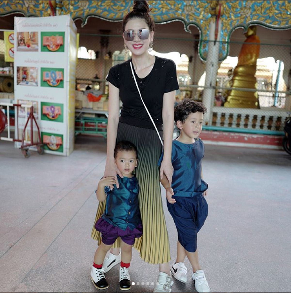 แซ่บสะท้านจนสามีหลง!!! "เอ๋ พรทิพย์" เผยเคล็ดลับเด็ด มัดใจสามี "ป๋อ ณัฐวุฒิ" แบบอยู่หมัด บอกเลยไม่ธรรมดา!!!