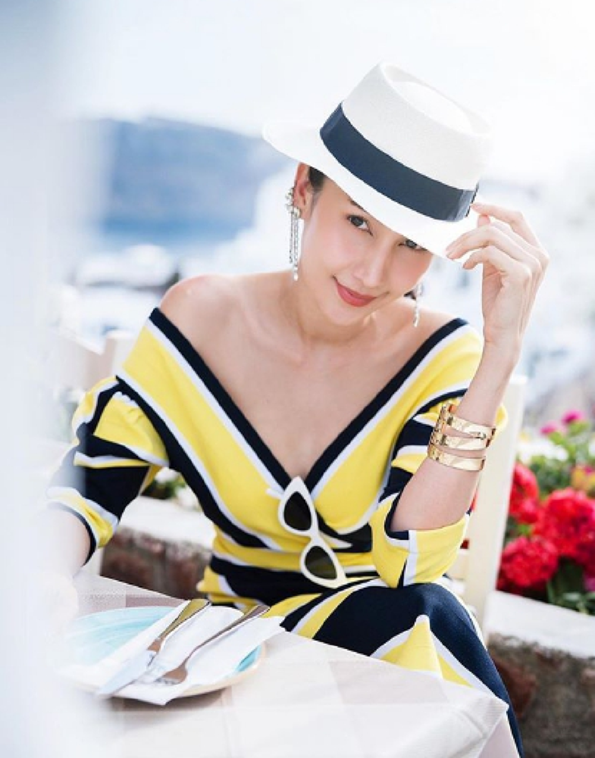 *เกือบทั้งประเทศไม่เคยรู้!!! เผยโฉมหน้า "2ซุปตาร์สาว" ดีกรีนางร้าย-นางเอกชื่อดัง ที่สารภาพผ่านสื่อ เคย "เหลาจมูกออก" ให้เล็กลง!!! (เนื้อหา)