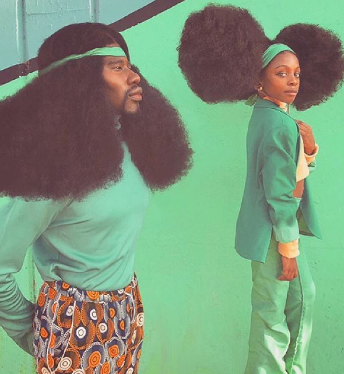 *ที่สุดของจักรวาล!!! เปิดภาพครอบครัว "ผมทรงแอฟโฟร่"สุดเจ๋ง ที่ล่าสุดทุบสถิติโลก บอกเลยใครเห็นต้องอึ้ง!!! (ชมคลิป)