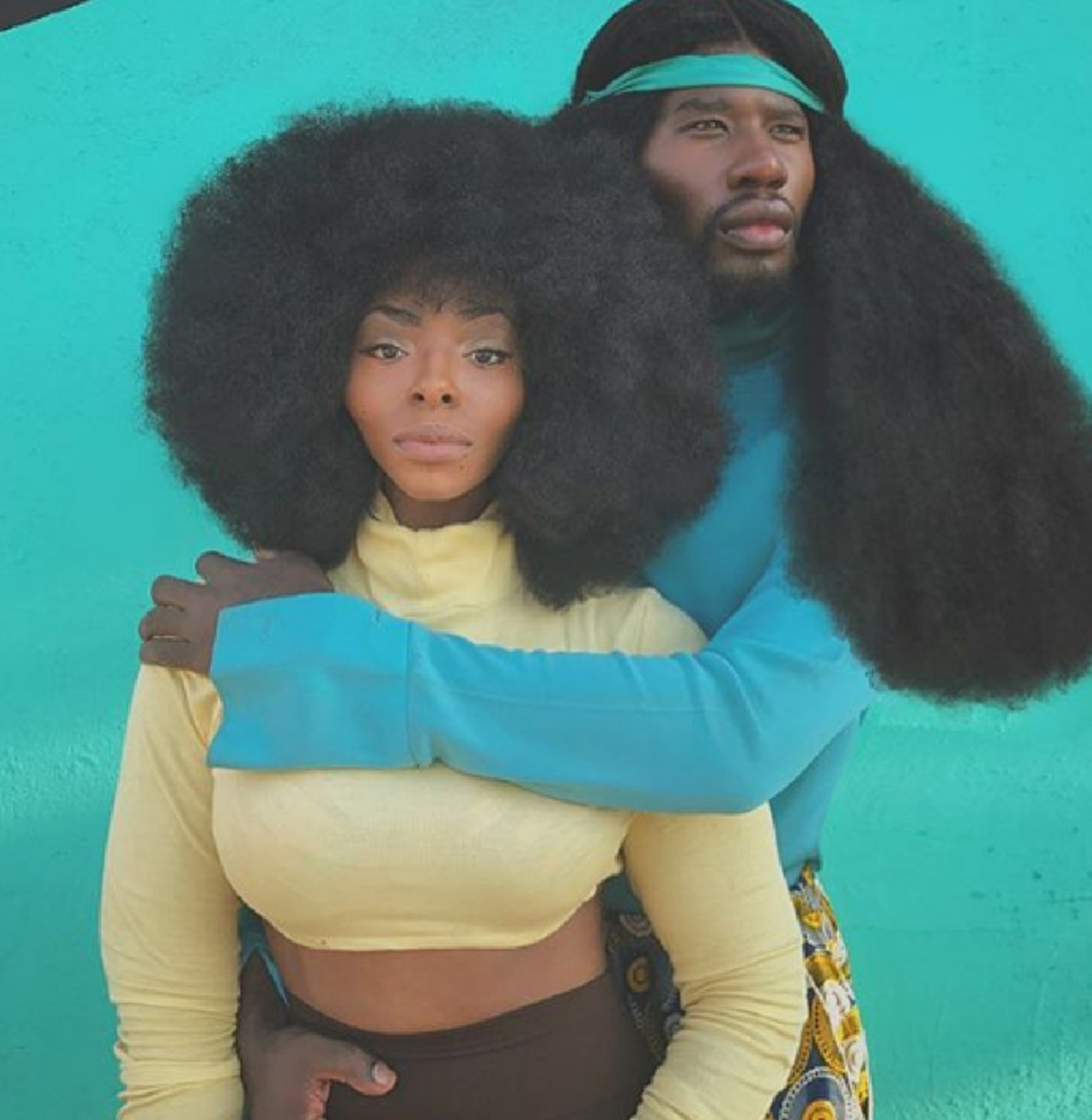 *ที่สุดของจักรวาล!!! เปิดภาพครอบครัว "ผมทรงแอฟโฟร่"สุดเจ๋ง ที่ล่าสุดทุบสถิติโลก บอกเลยใครเห็นต้องอึ้ง!!! (ชมคลิป)