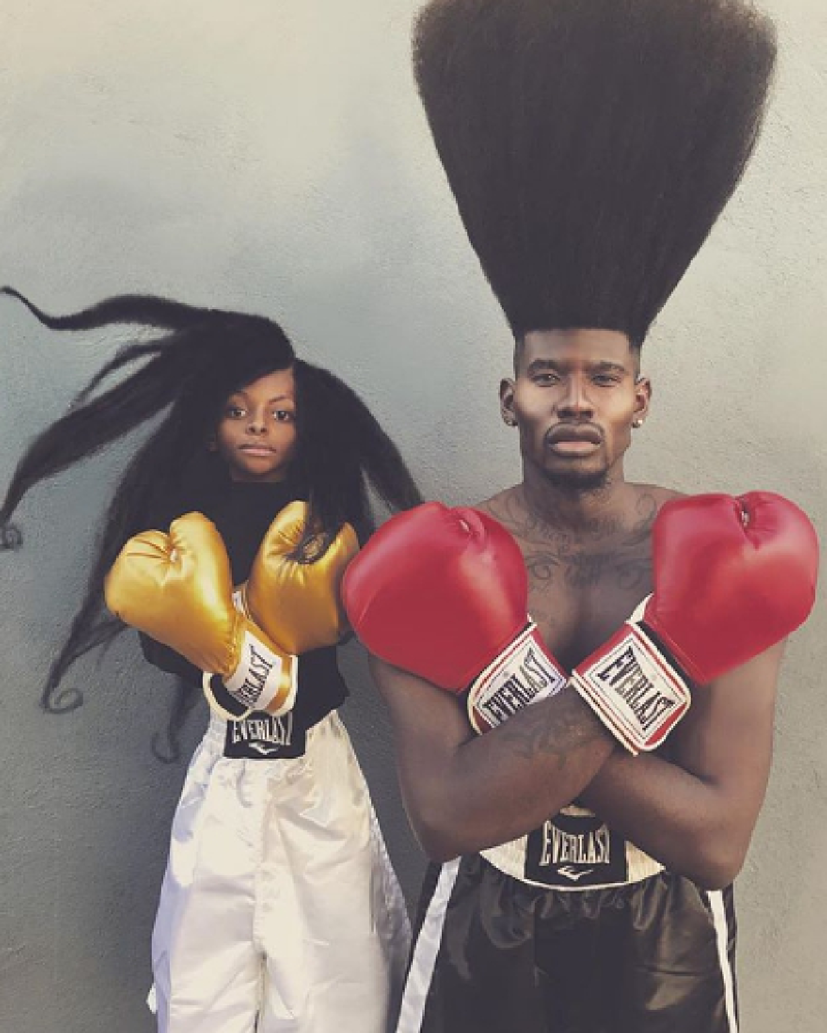 *ที่สุดของจักรวาล!!! เปิดภาพครอบครัว "ผมทรงแอฟโฟร่"สุดเจ๋ง ที่ล่าสุดทุบสถิติโลก บอกเลยใครเห็นต้องอึ้ง!!! (ชมคลิป)