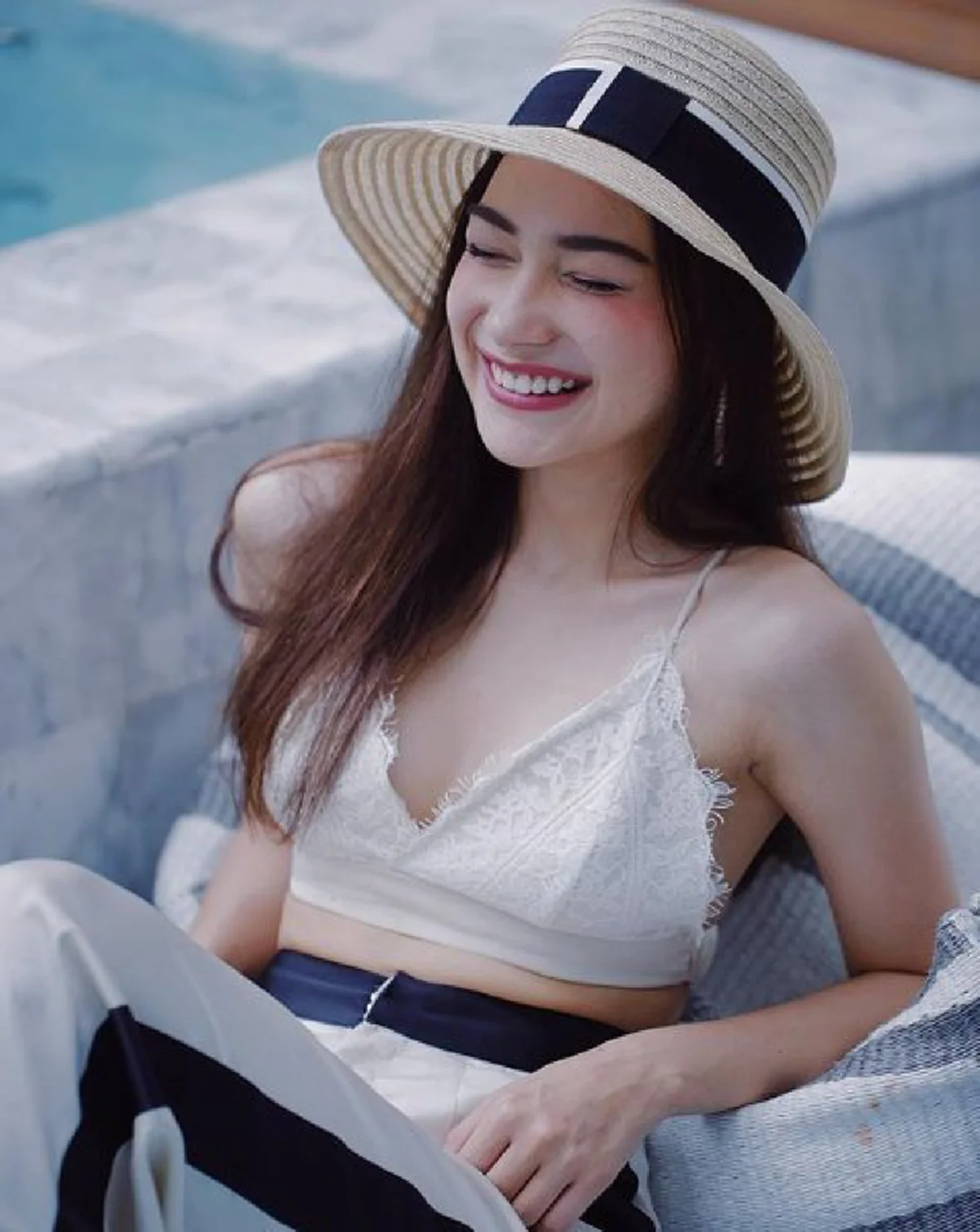 ***ดับฝันสาวๆทั้งประเทศ !!! "แบงค์ ฮอร์โมน" เปิดตัว "หวานใจ" บอกเลยสวีทหวานกันหนักมาก ทำเอาแฟนคลับคอมเมนต์เสียใจกันเพียบ !?