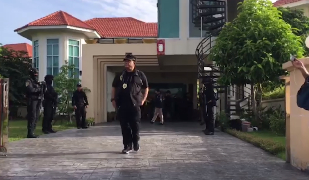 ช็อกคากล้อง!! วงจรปิดจับภาพวินาที ลั่นไกสังหาร! "มิก แฝดนรก" แก๊งค้ายารายใหญ่!? (ชมคลิป)