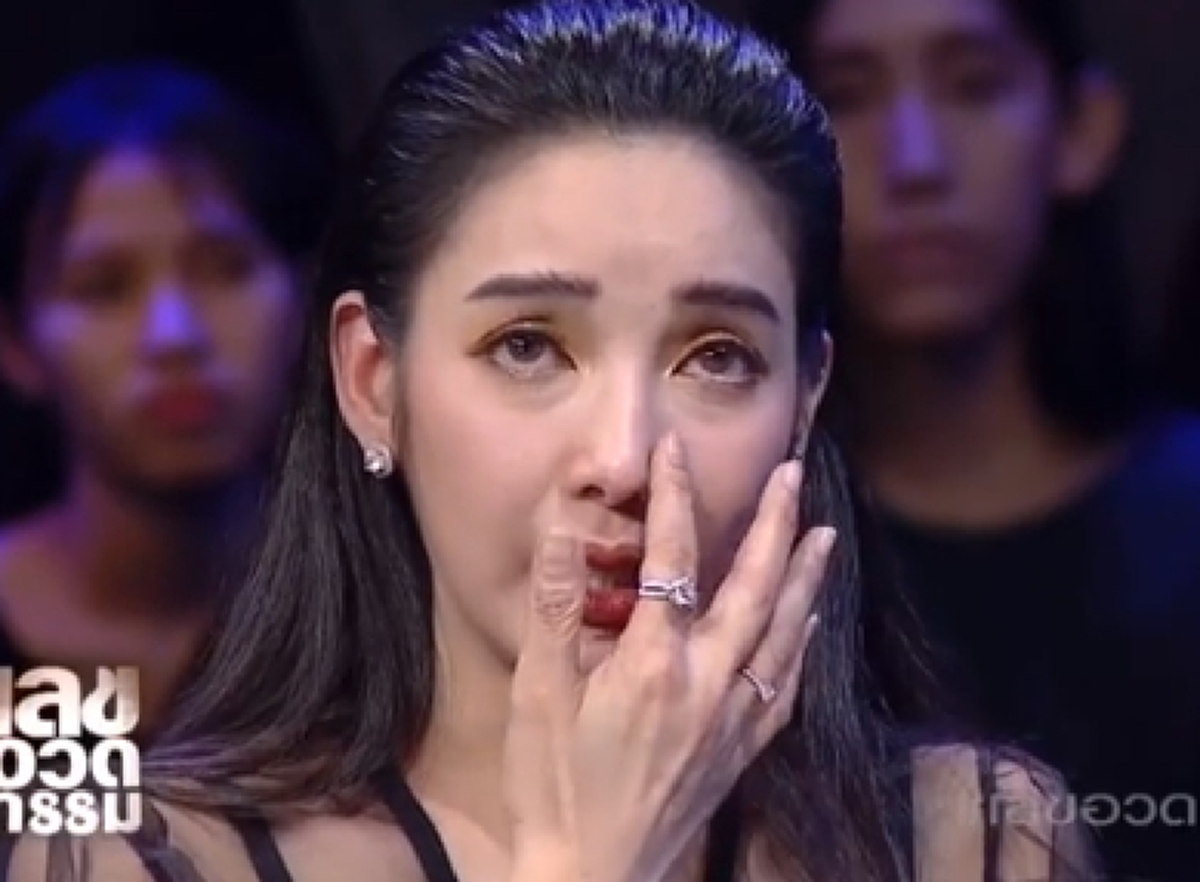 *น้ำตาแตกทั้งสตู!!! เมื่อ "แพท" เปิดความทุกข์ที่เก็บไว้มานาน ด้วยความรู้สึกที่แสนอัดอั้น จน "ปล่อยโฮหนัก" กลางรายการดัง!!! (ชมคลิป)