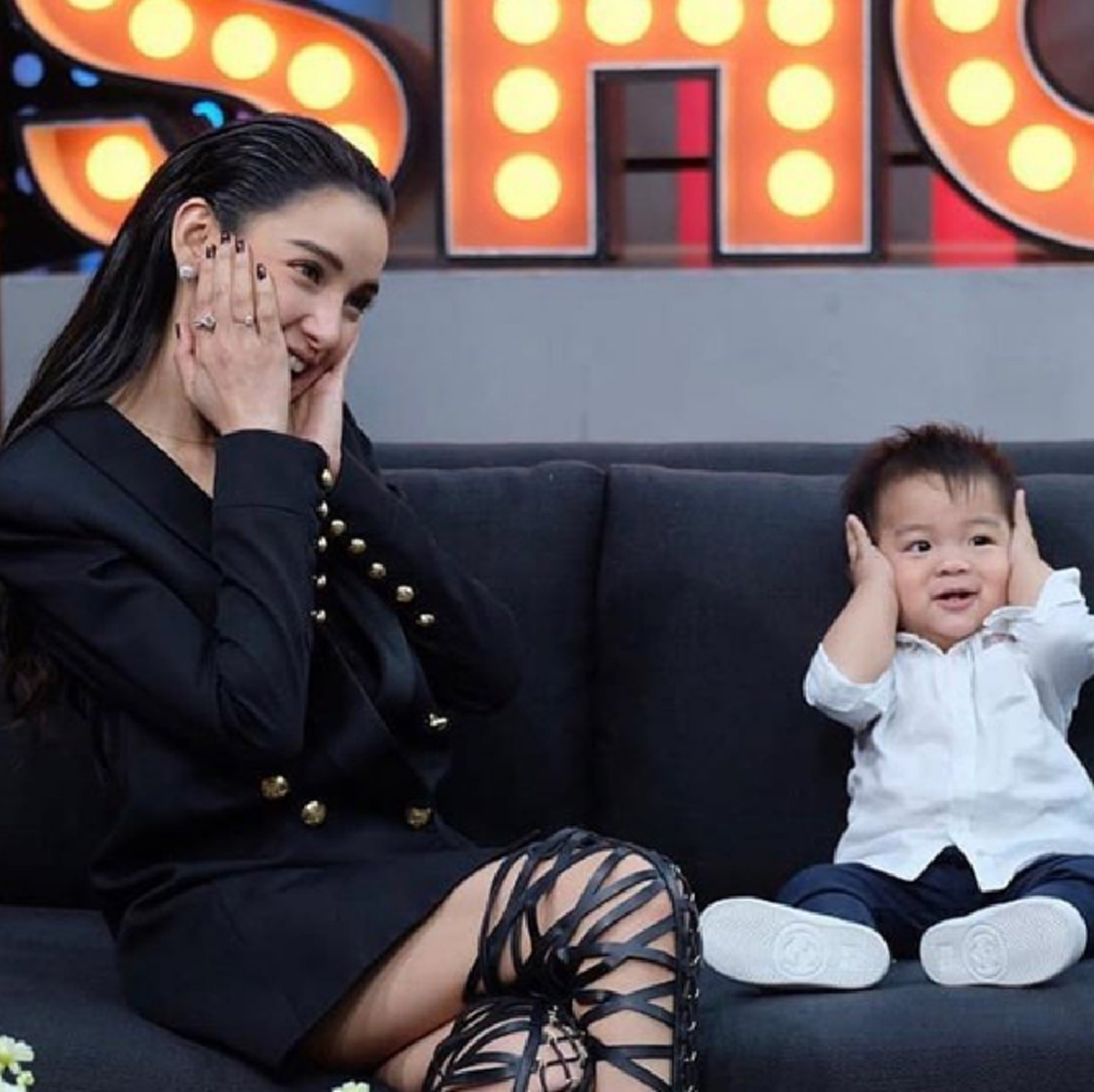 *น้ำตาแตกทั้งสตู!!! เมื่อ "แพท" เปิดความทุกข์ที่เก็บไว้มานาน ด้วยความรู้สึกที่แสนอัดอั้น จน "ปล่อยโฮหนัก" กลางรายการดัง!!! (ชมคลิป)