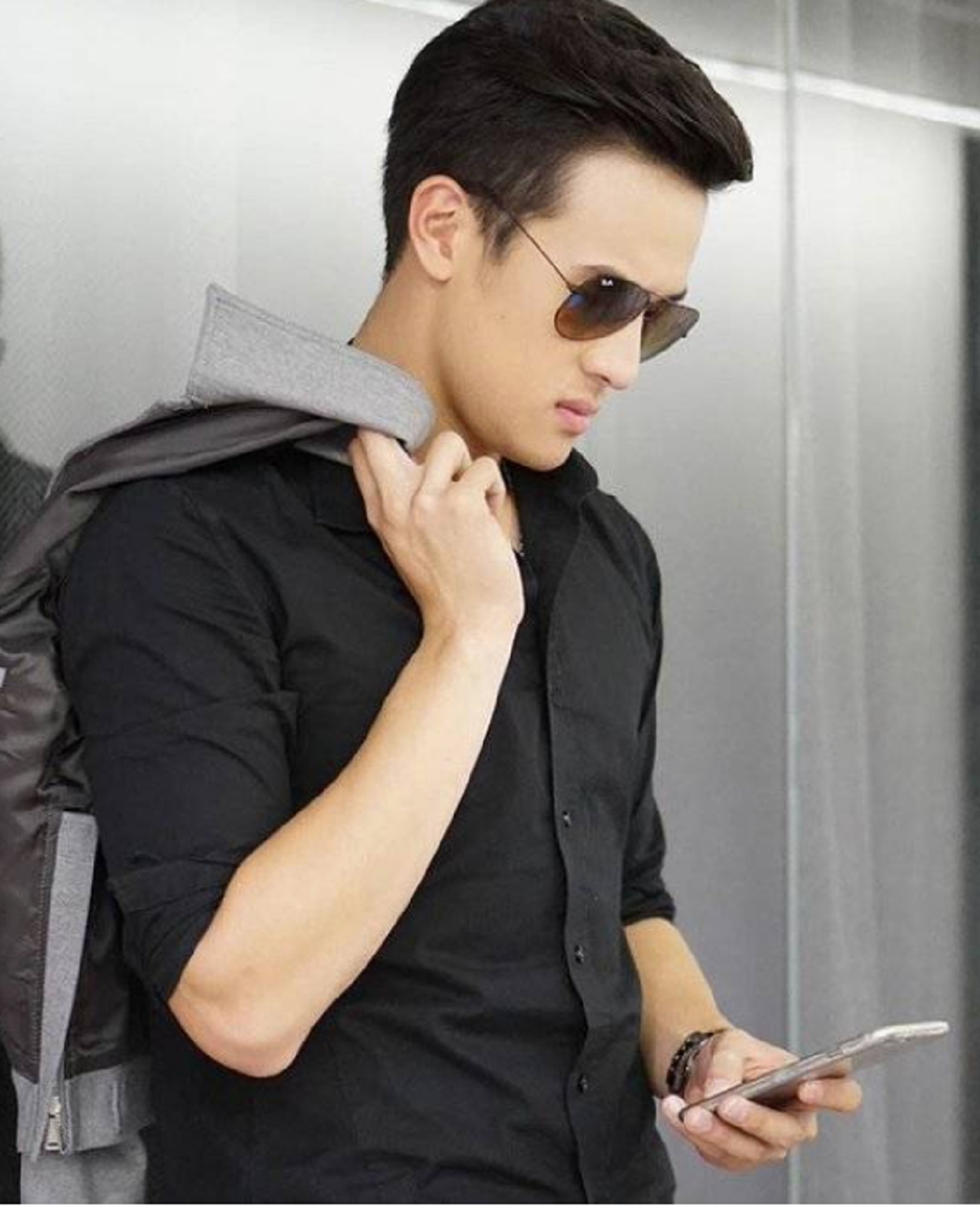 10 อันดับ "พระเอกช่อง 3" ที่หล่อที่สุด อันดับ 1 ไม่คิดว่าจะแก่ขนาดนี้ หล่ออมตะ !! (ชมภาพ)