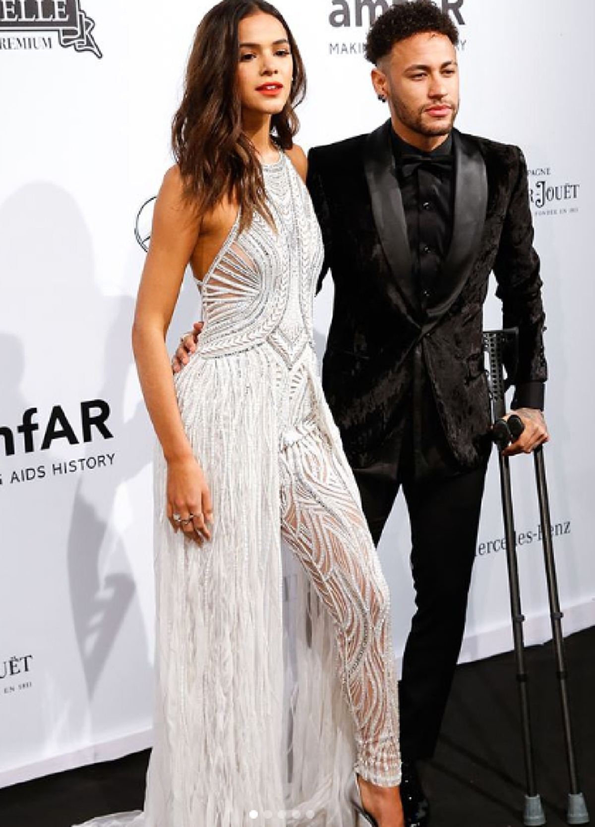 ช็อกวงการฟุตบอล!! คลิปหลุดว่อน "แฟนสาว" นักบอลระดับโลก กำลังร่วมเซ็กซ์สุดเร่าร้อน งานนี้เจ้าตัวจะมีสมาธิลุยบอลโลกต่อไหม? (ชมคลิป)