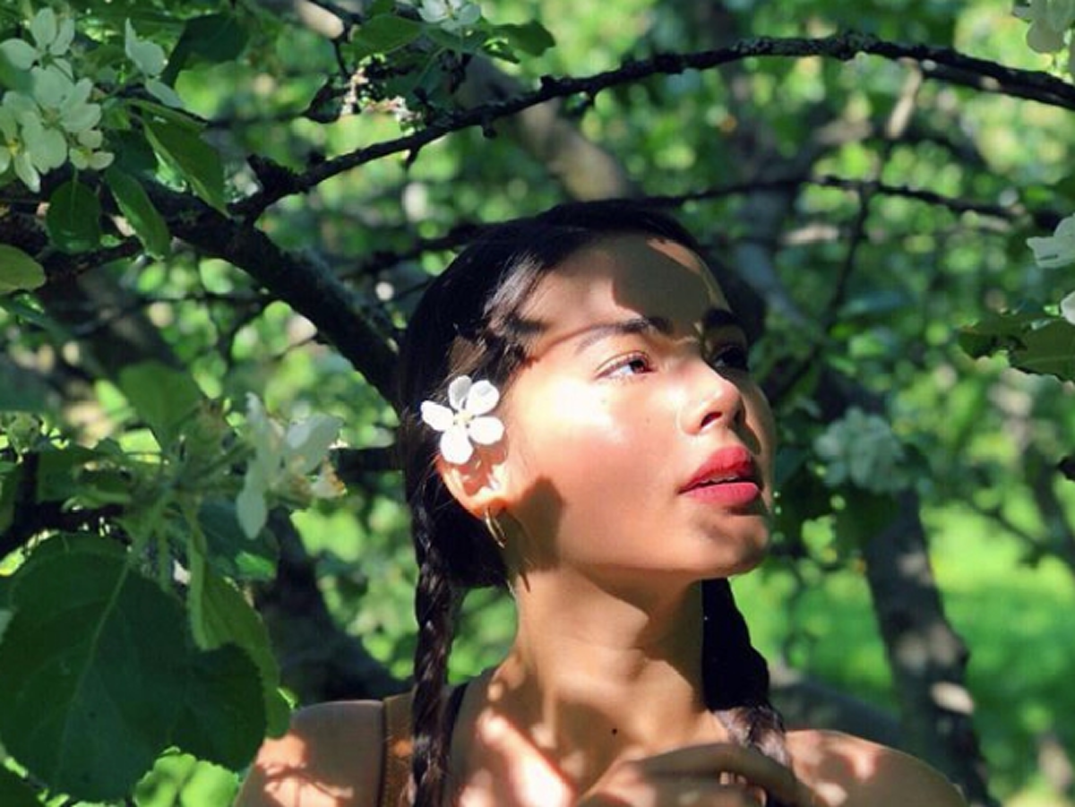 สวยและเก่งมาก !! "ญาญ่า"นักแสดงชื่อดัง คนเดียวที่พูดได้ถึง 6 ภาษา !!